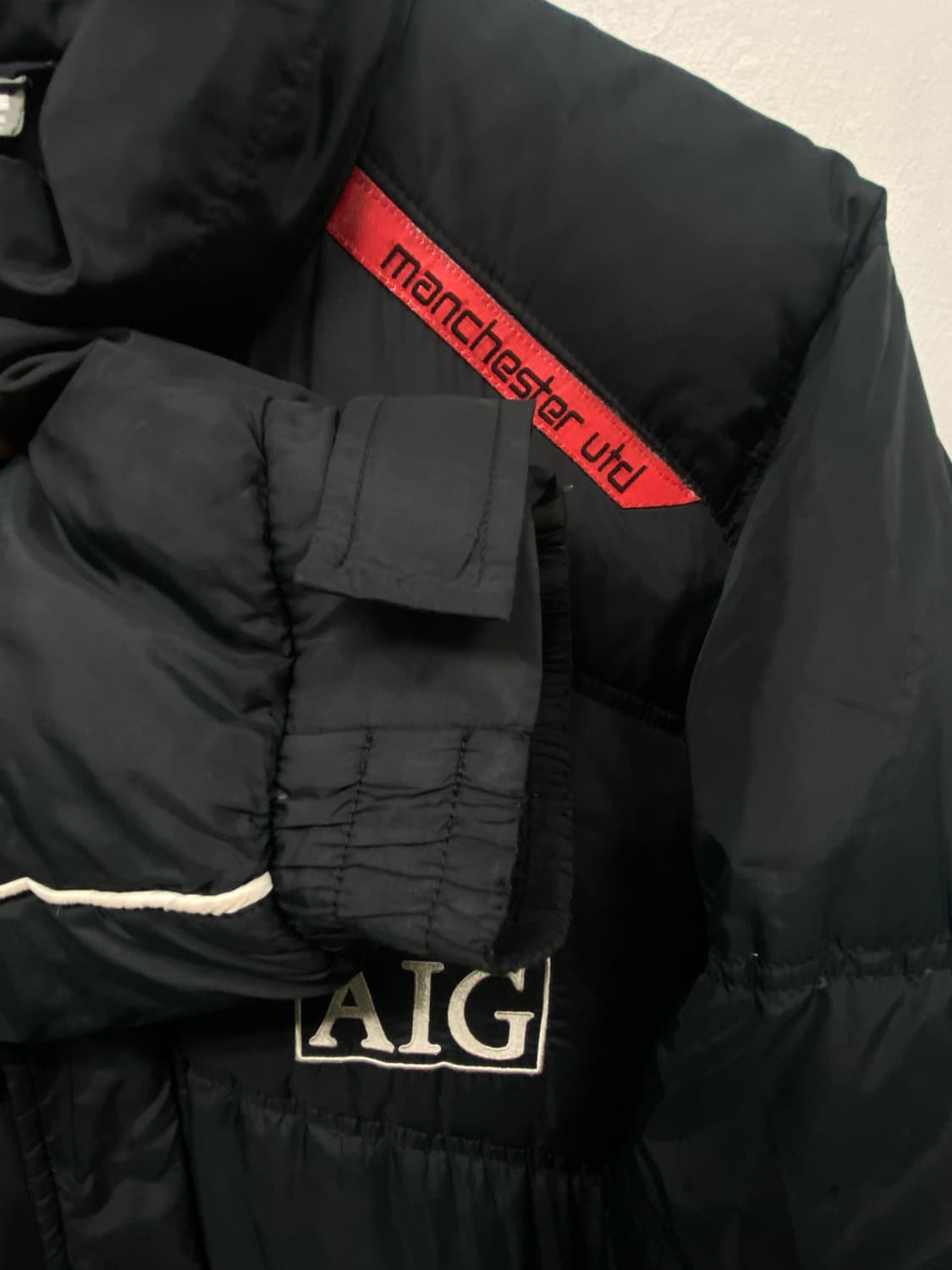 08-09 맨유 나이키 AIG 패딩 L-XL 상품이미지7