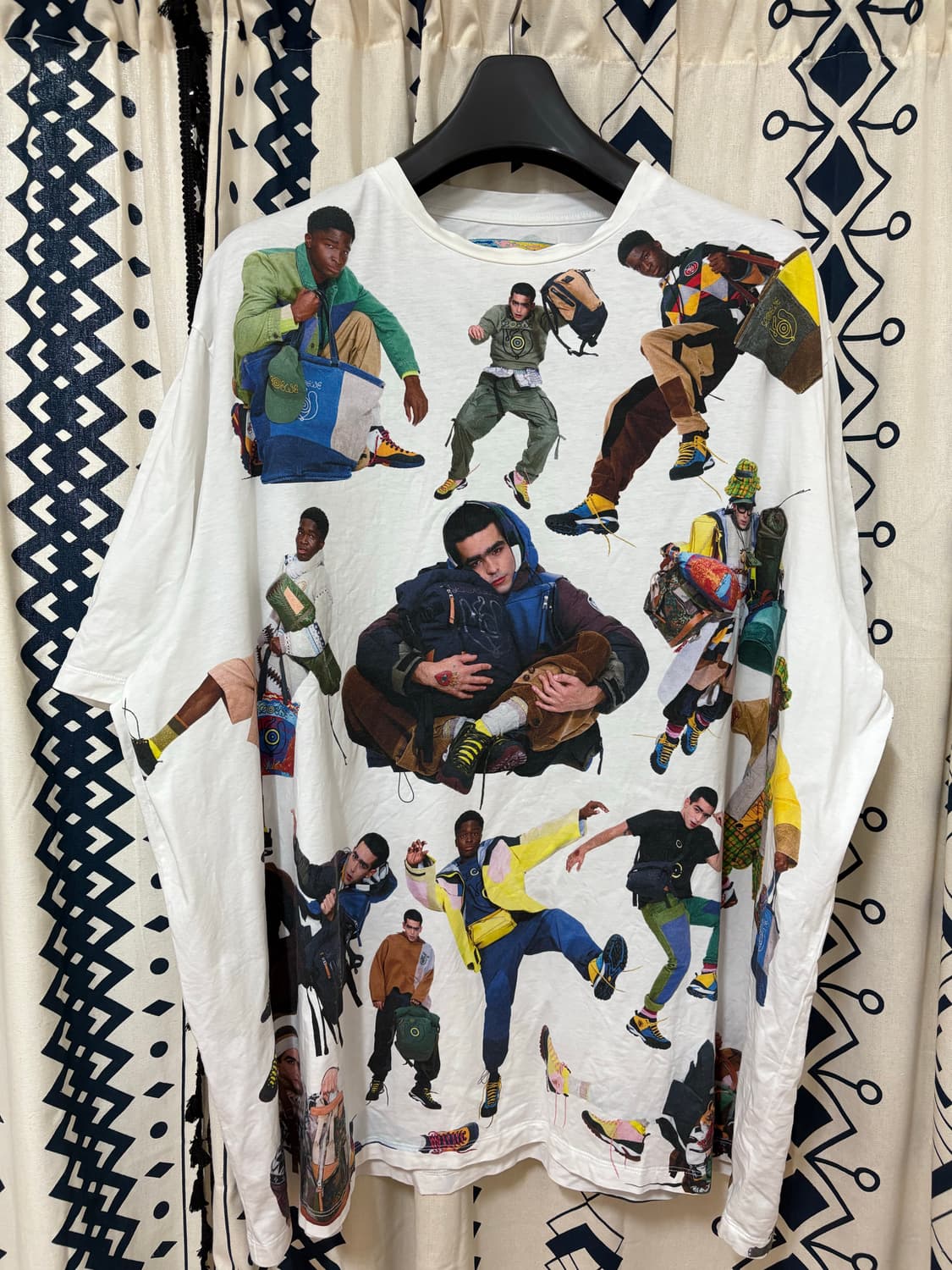 로에베 / 쇼 온 어 셔츠 오버사이즈 티셔츠 상품이미지2