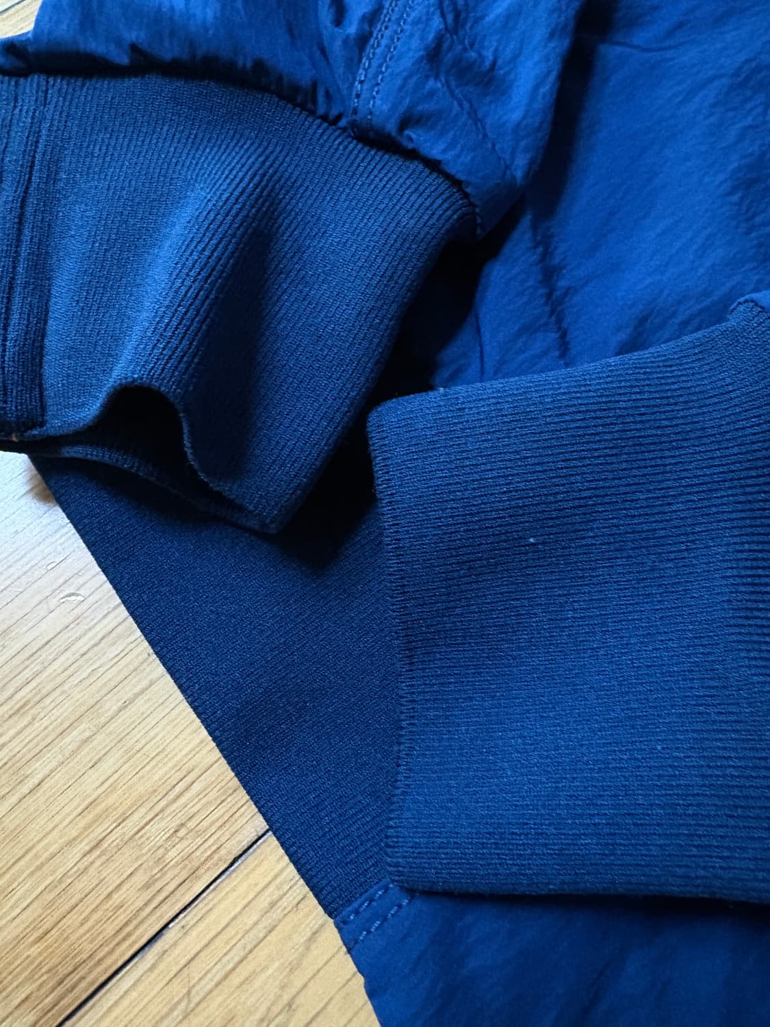 파라점퍼스 여성 바람막이 XS-S 상품이미지4