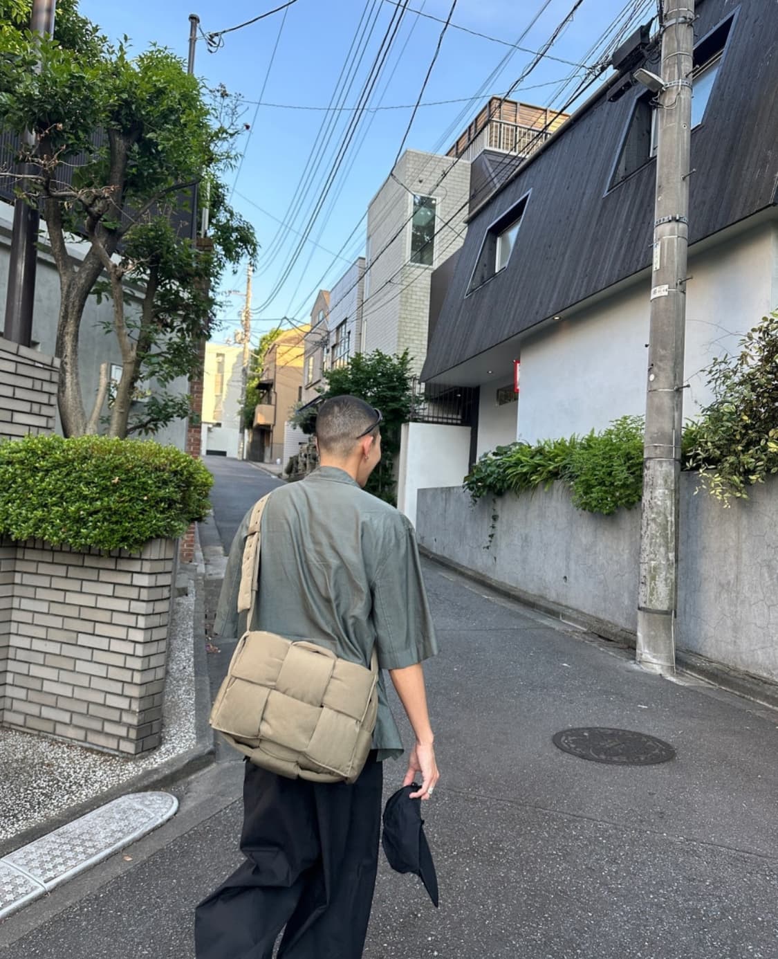 보테가 베네타 필로우 카세트백 토프 상품이미지6