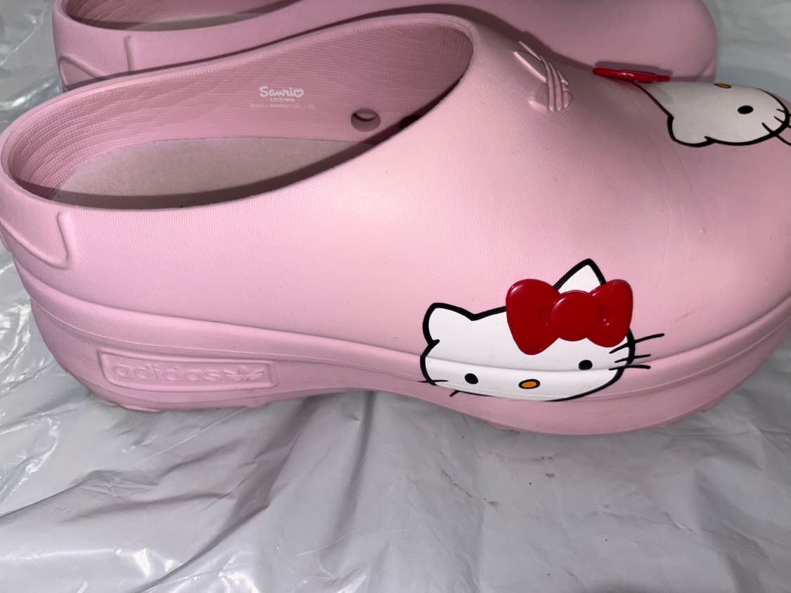 아디다스 헬로키티 아디폼 스탠 스미스 뮬 클리어 핑크 레드 255 상품이미지4