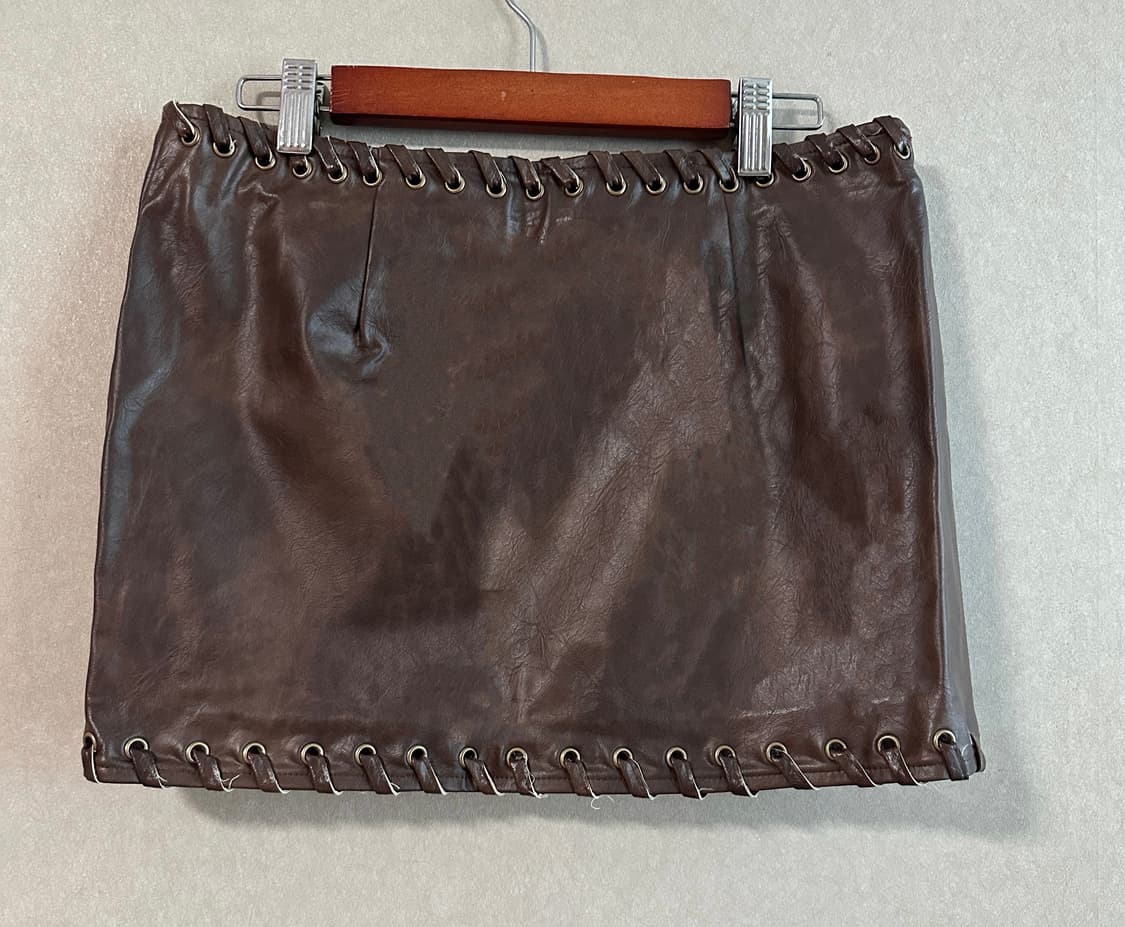 PLT 아일렛 가죽스커트 상품이미지3