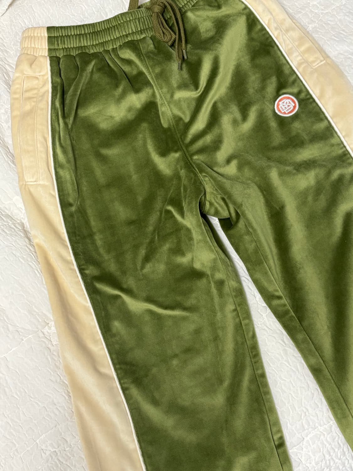 배드블러드 실크 벨벳 와이드 2 WAY 팬츠 - 맛챠 그린 상품이미지2