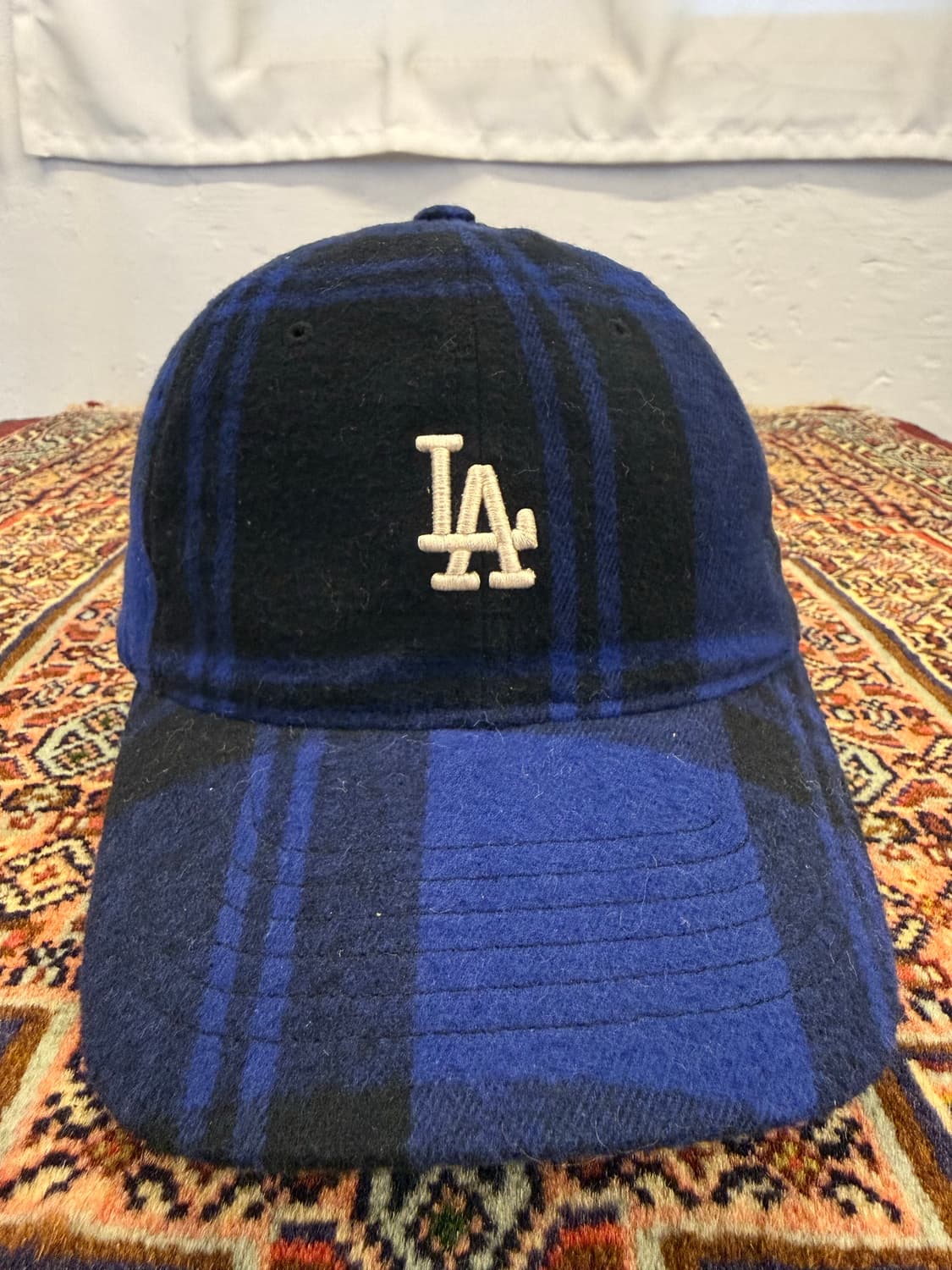 MLB 울 체크 볼캡 상품이미지1