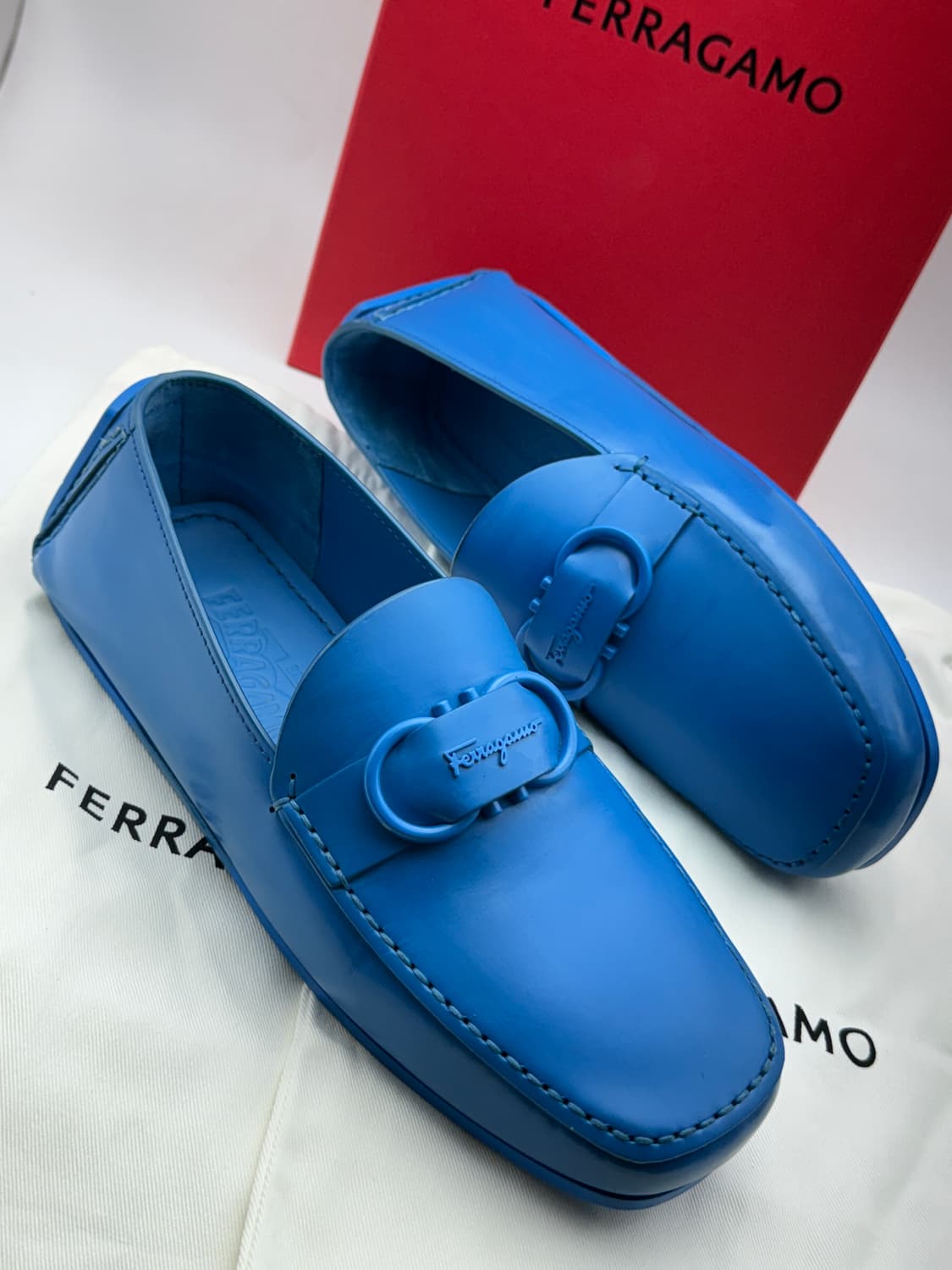 정품)페라가모255 상품이미지1