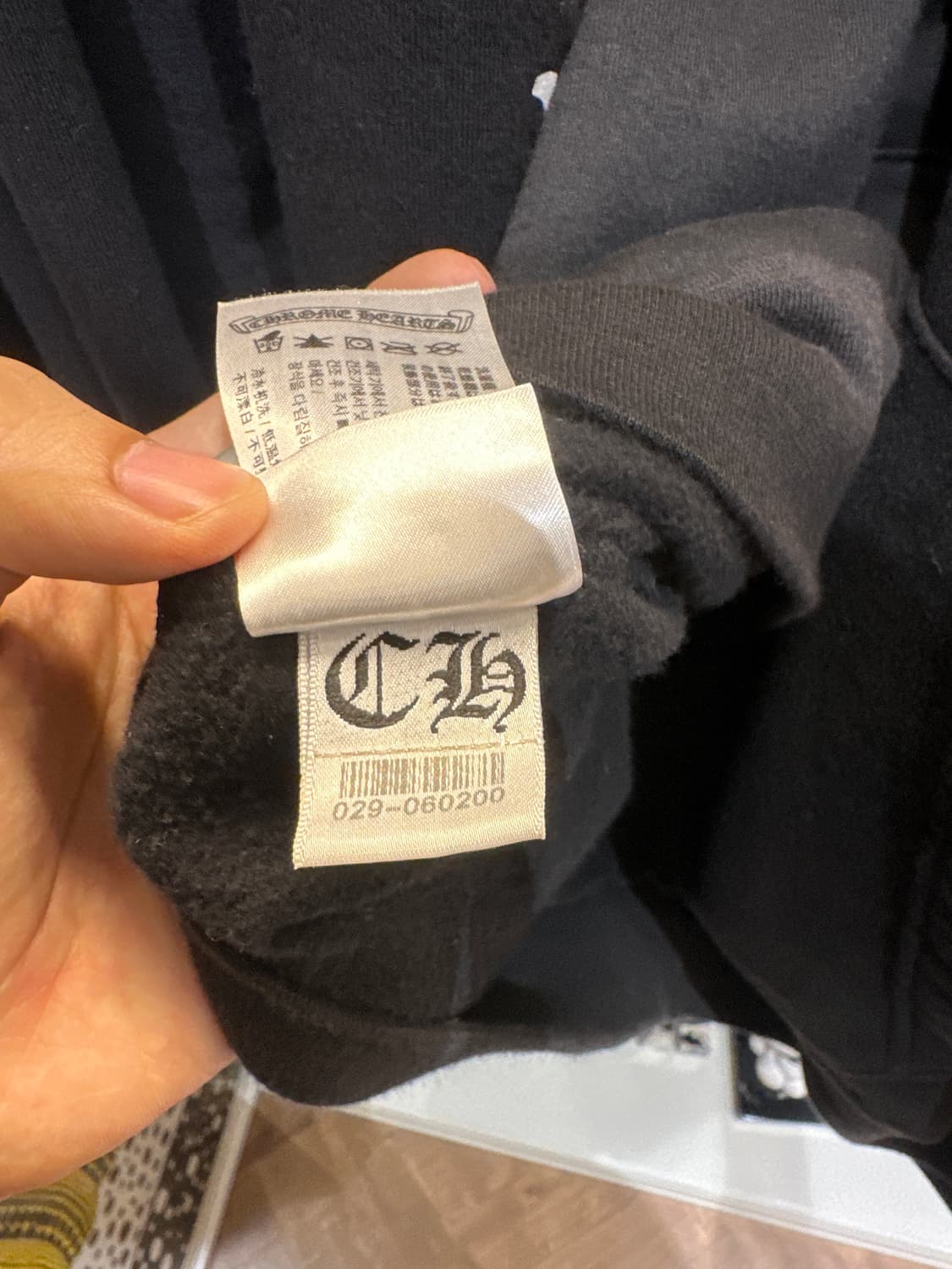 크롬하츠 로스앤젤레스 후드티 상품이미지3