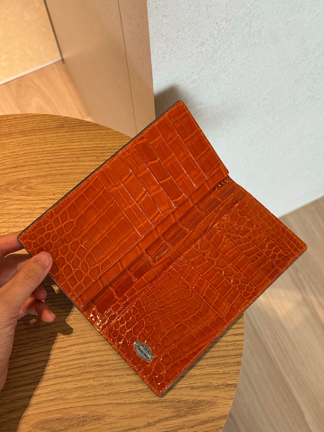 바바로사 투톤 악어가죽 장지갑 상품이미지2