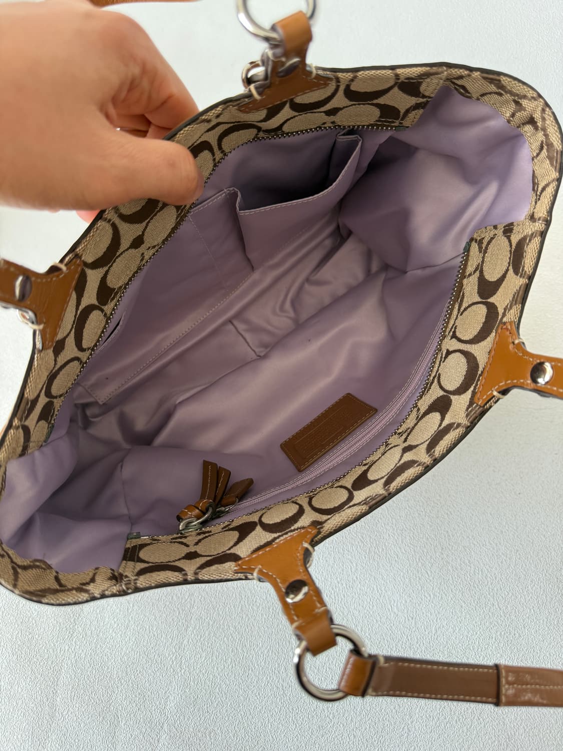 코치(COACH) 모노그램 숄더백 상품이미지8