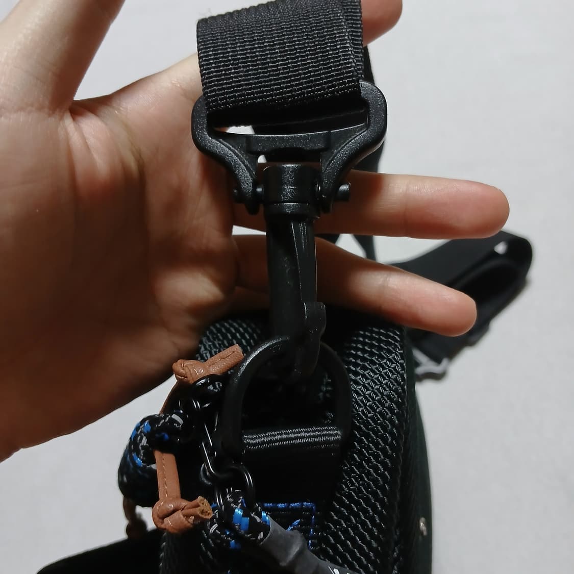 eastpak ader 이스트팩 아더에러 크로스백 상품이미지5