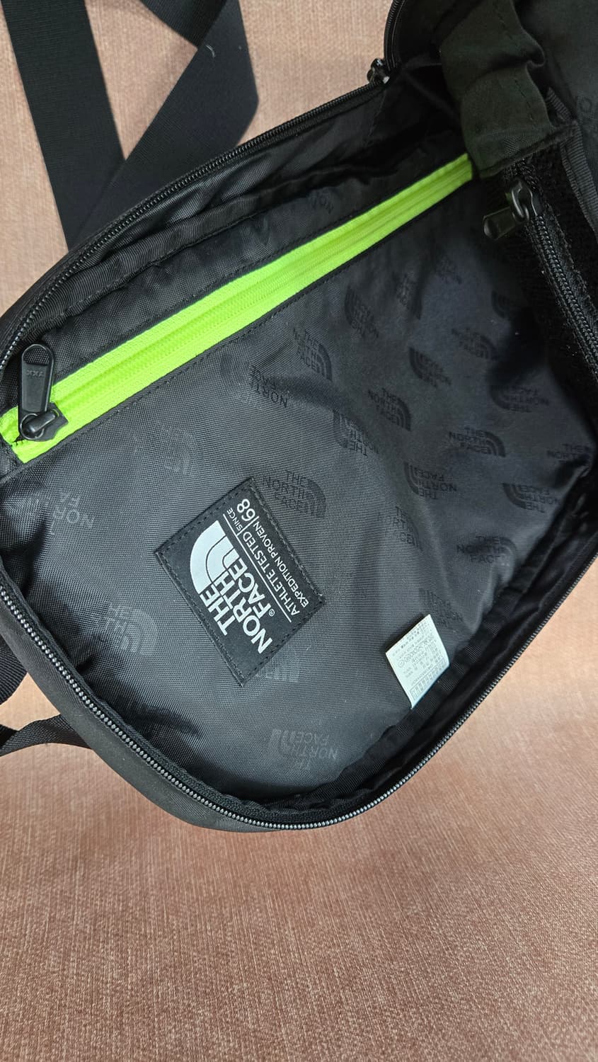 노스페이스 보레알리스 슬링백 블랙 카모플라쥬 상품이미지7