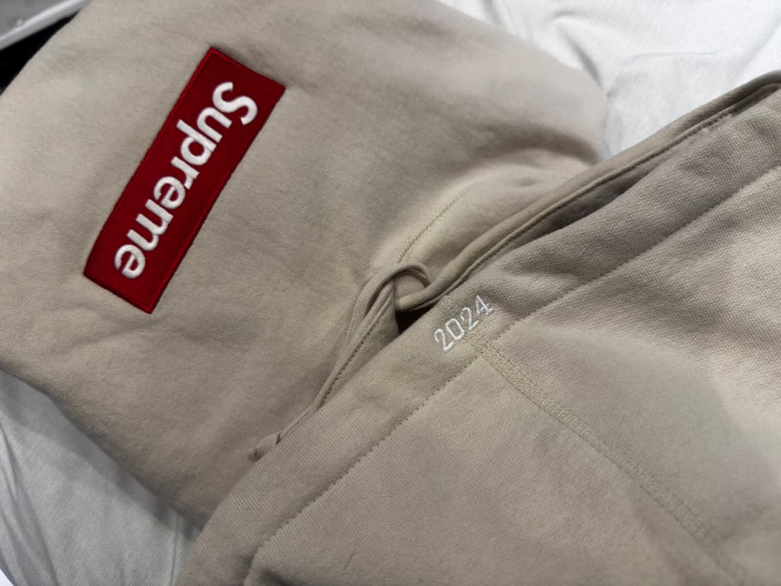 슈프림 2024 박스로고 후드티 스톤 M 상품이미지2