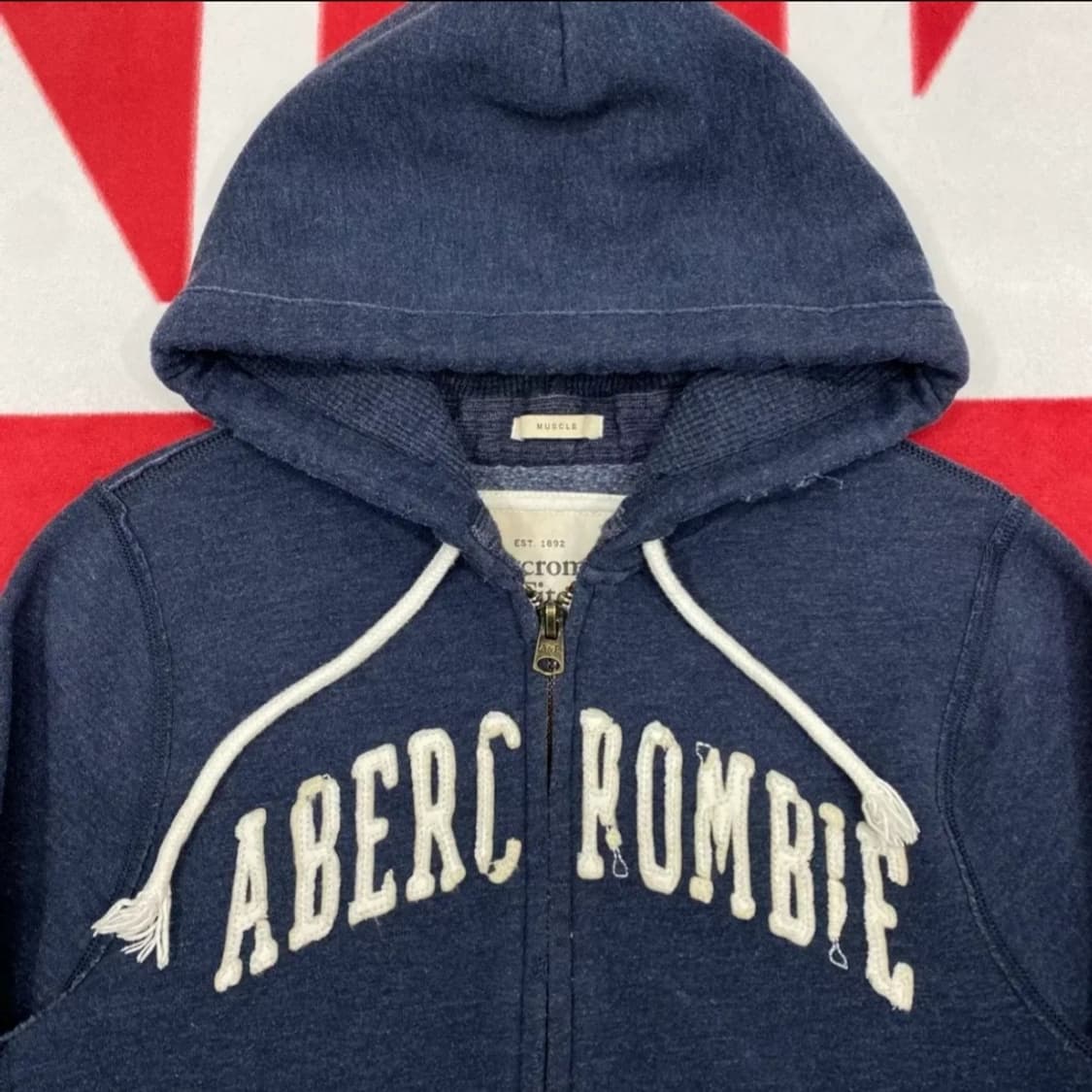 아베크롬비 빈티지 디스 후드집업 팝니다(XL) 상품이미지2
