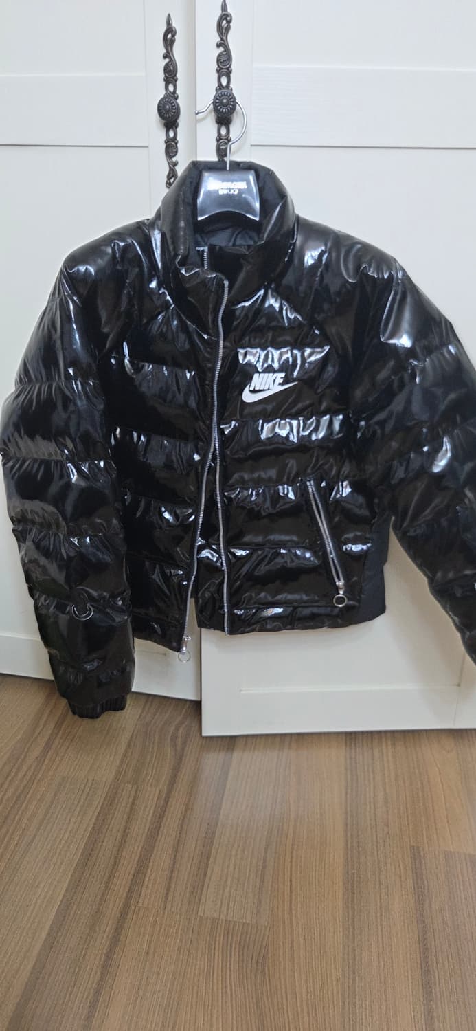 나이키 우먼 유광패딩  상품이미지1