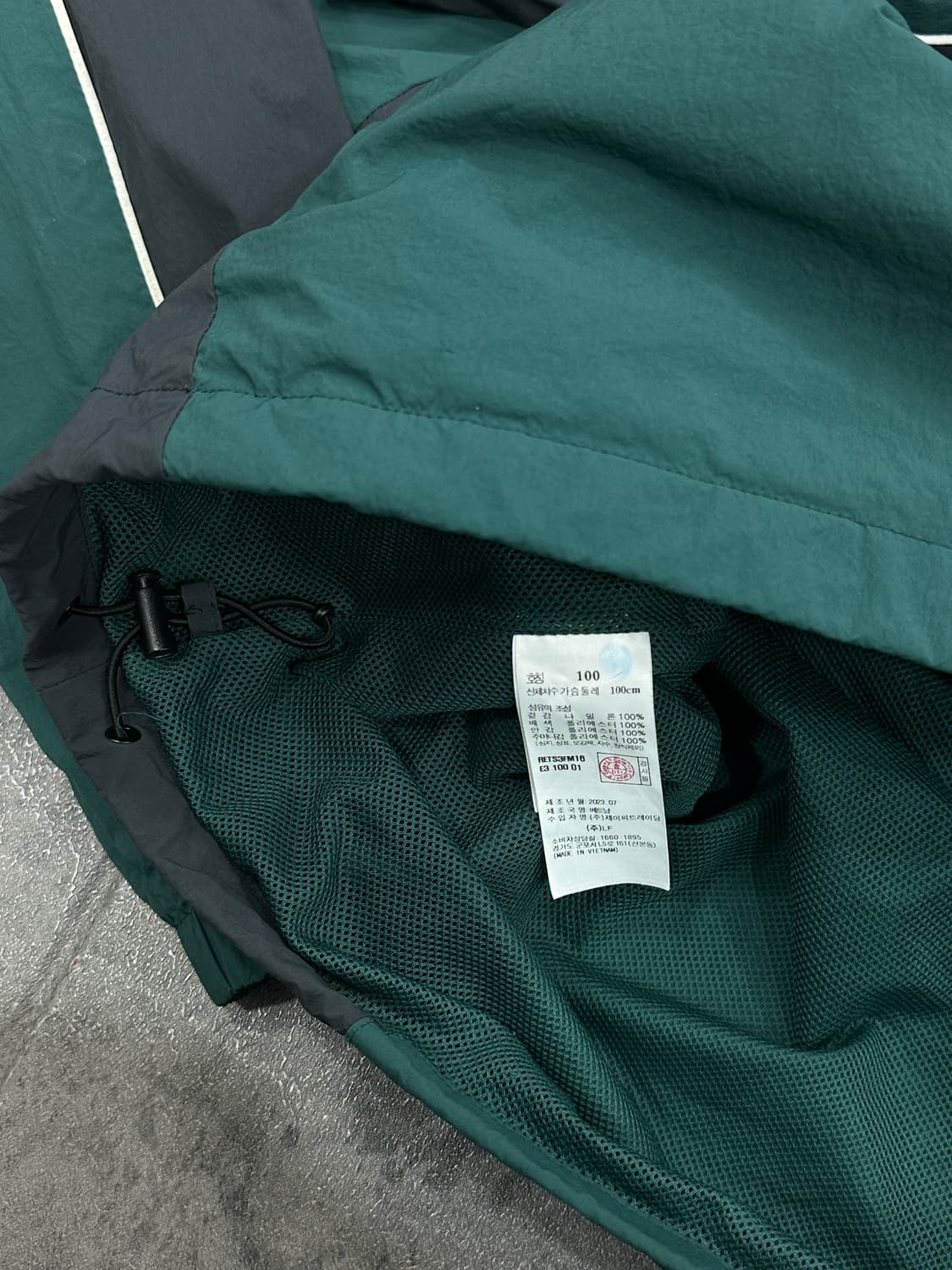 리복 브이넥 웜업 상품이미지5