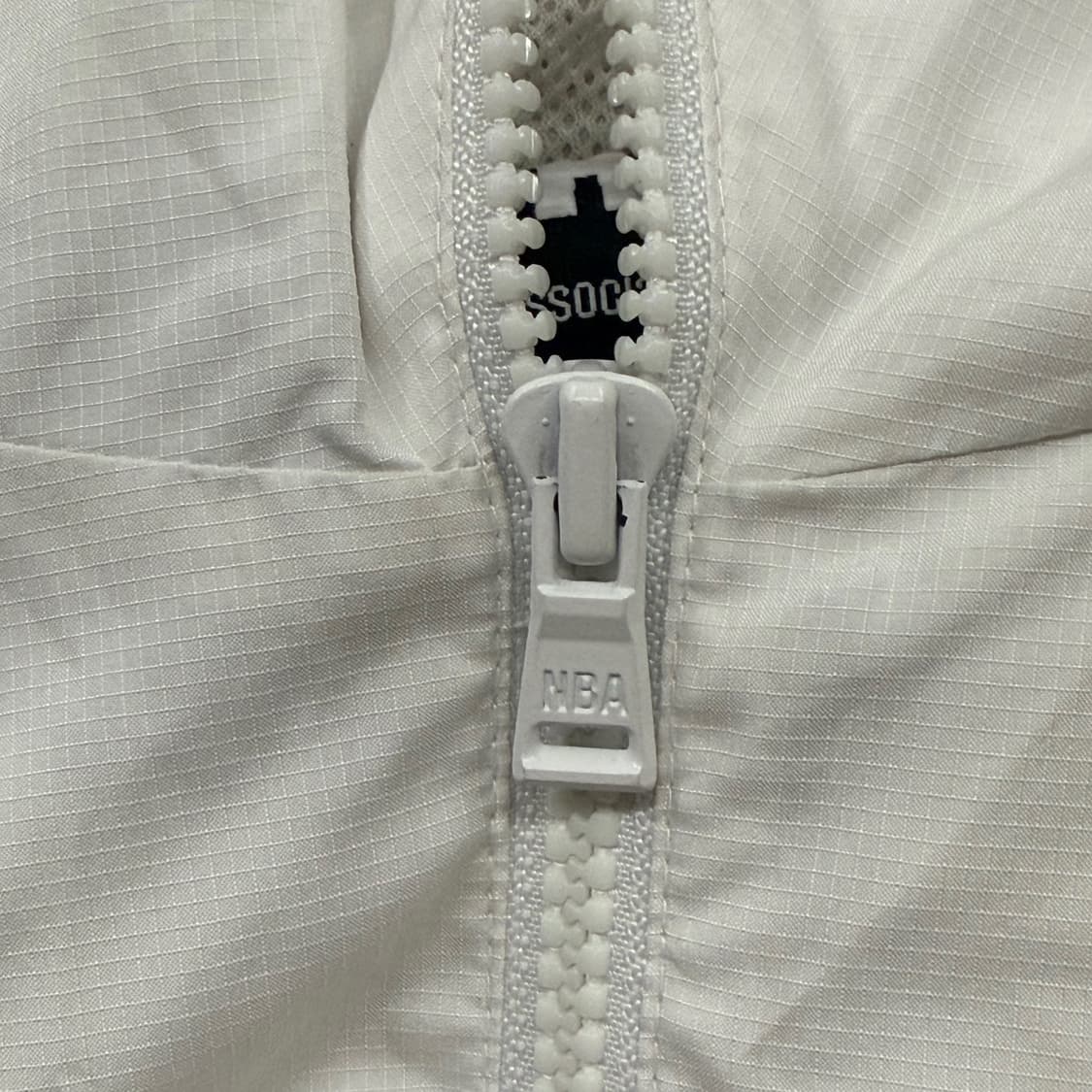 [ 정품/2XL ] NBA 레이커스 반팔 바람막이 b16 상품이미지4