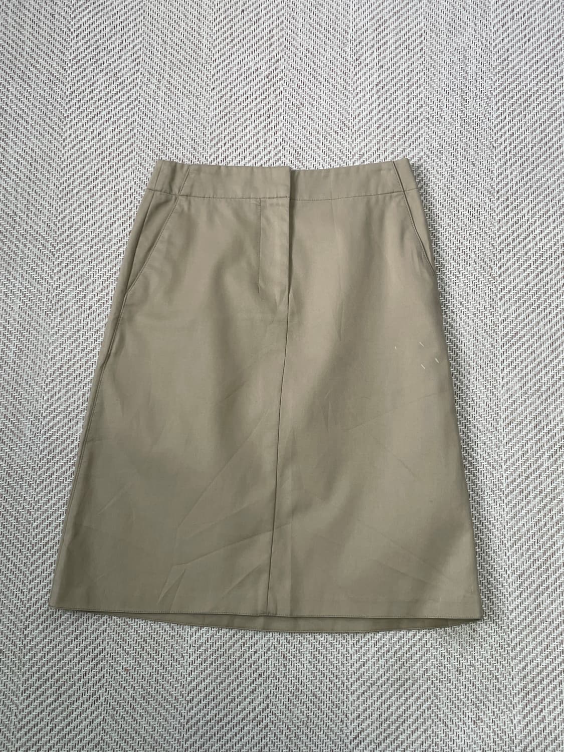 띠어리 미니멀 스트레이트 미디 스커트 J03595 상품이미지1