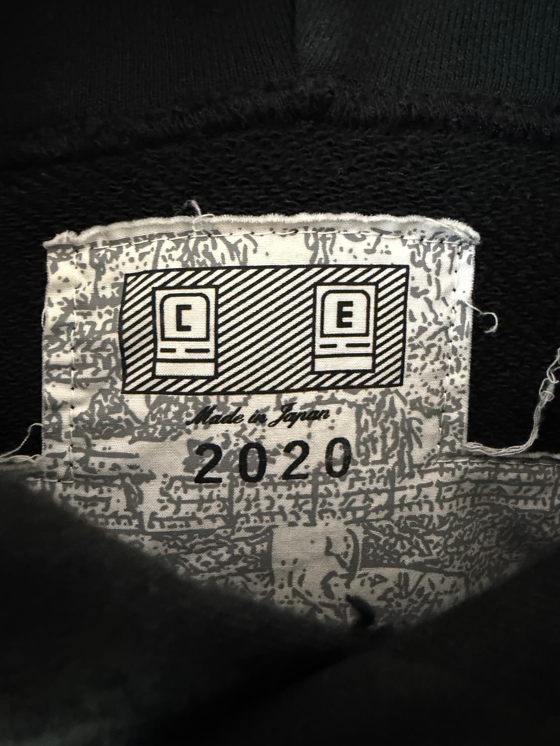 20FW 카브엠트 CONSUMPTION HEAVY HOODY 상품이미지5