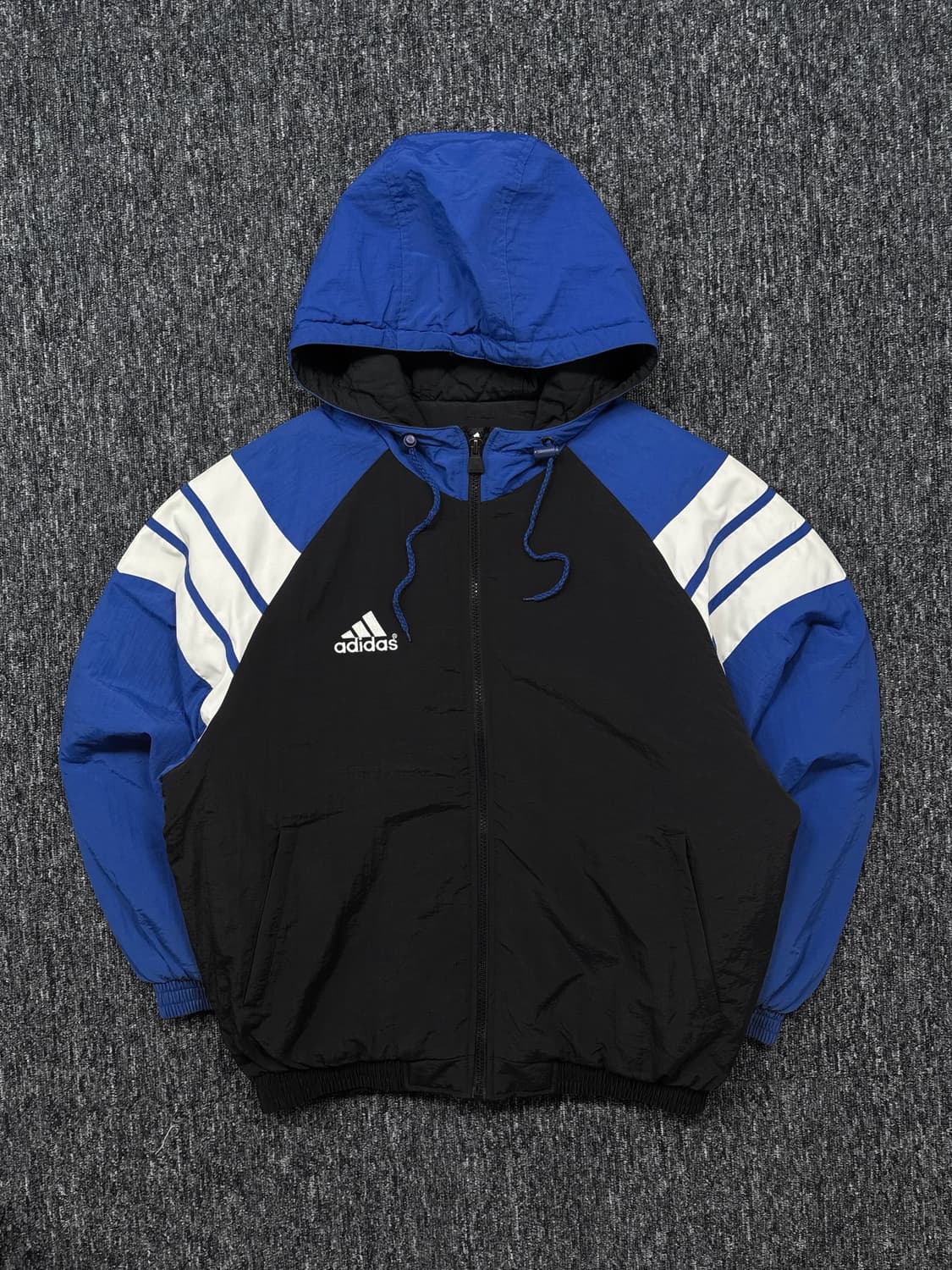 아디다스 올드스쿨 바람막이 자켓 상품이미지4