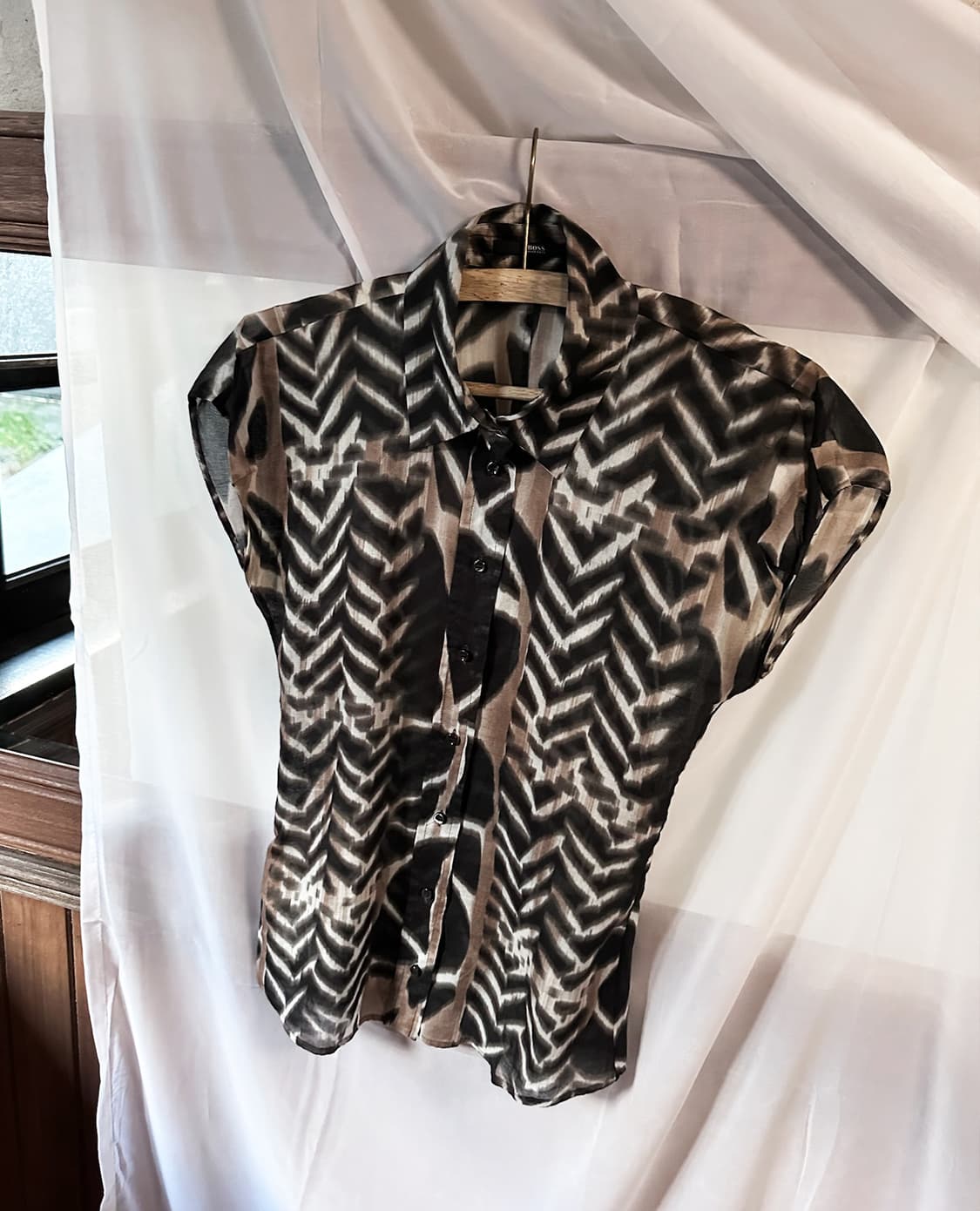 HUGO BOSS zebra wave blouse 상품이미지6