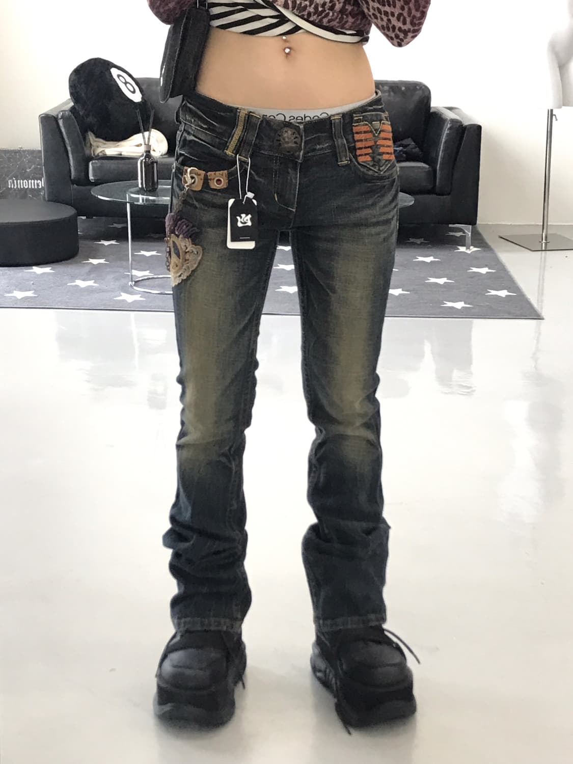 Red Pepper Detail Denim Jeans 상품이미지1