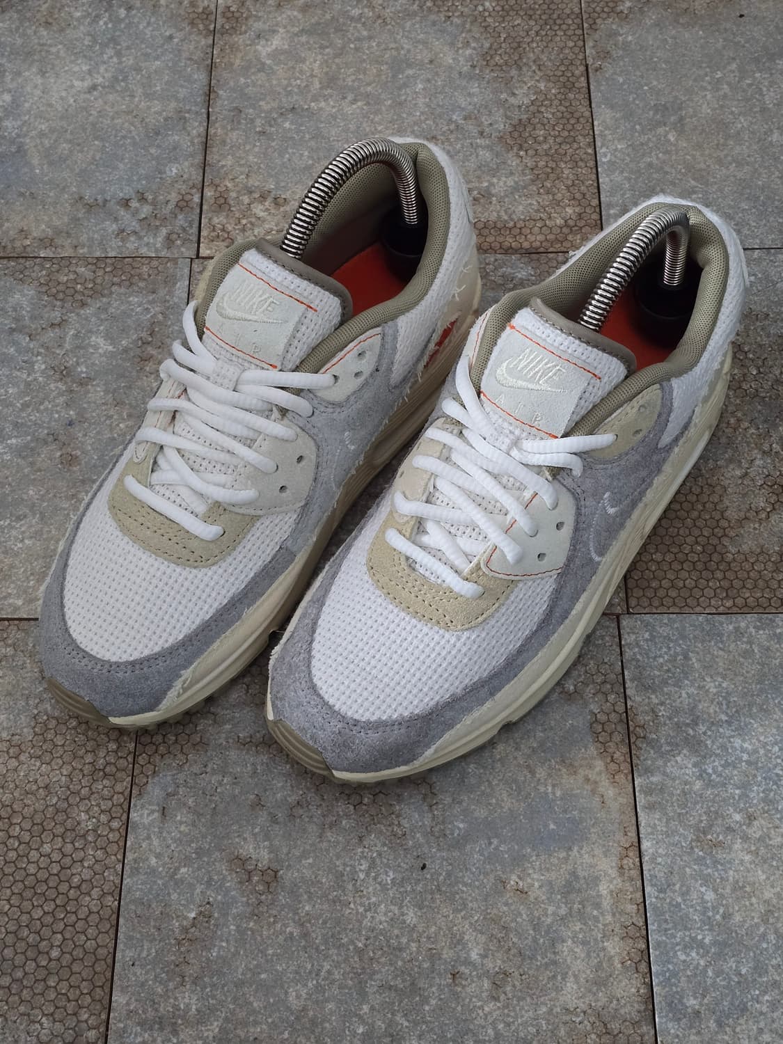 (255)나이키 에어맥스 90 프리미엄 페일 아이보리 상품이미지1