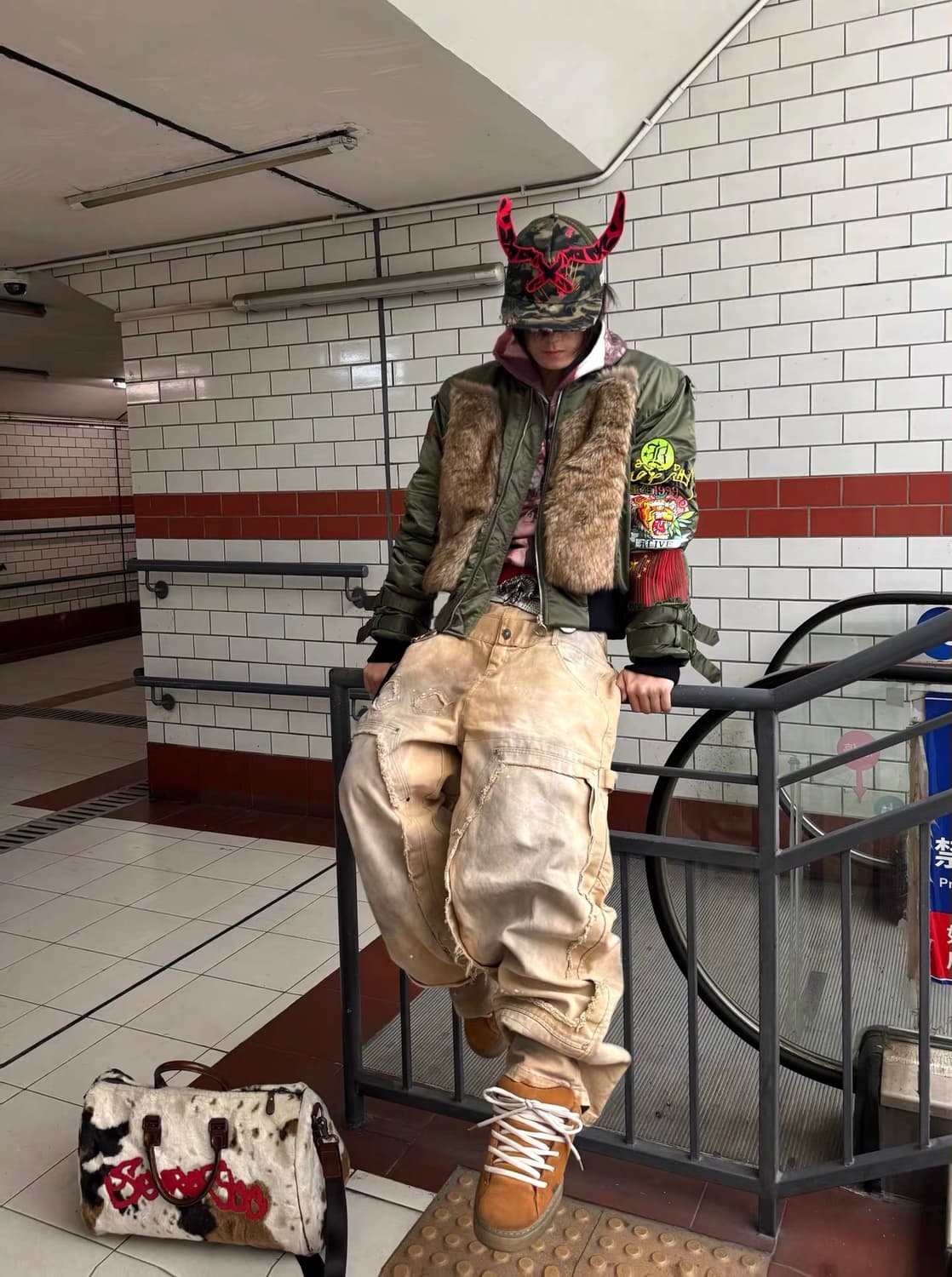 Embroidered Pilot MA-1 Jacket  상품이미지4