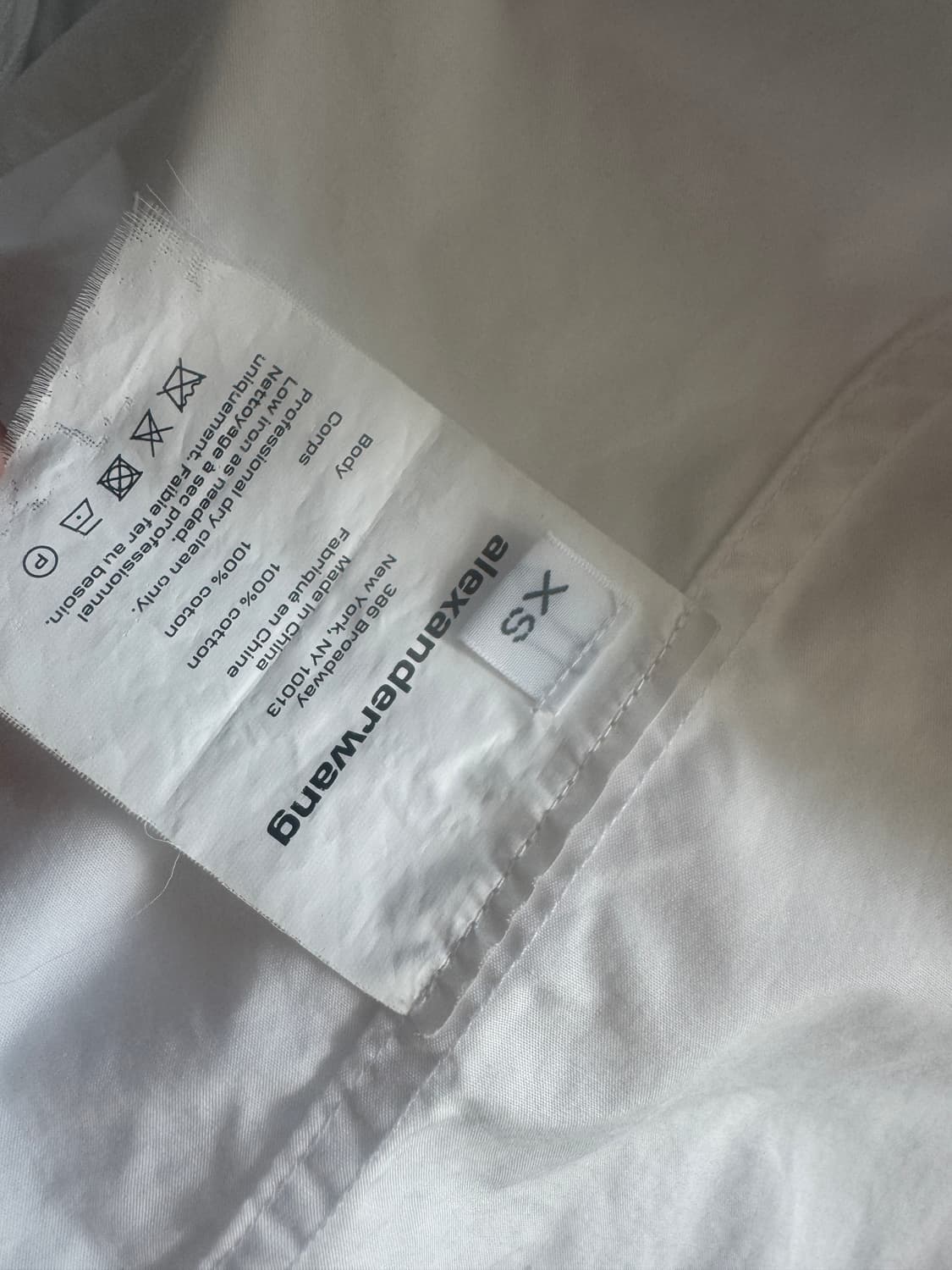 (트와이스 나연 착용) 알렉산더왕 오프숄더 셔츠 상품이미지6