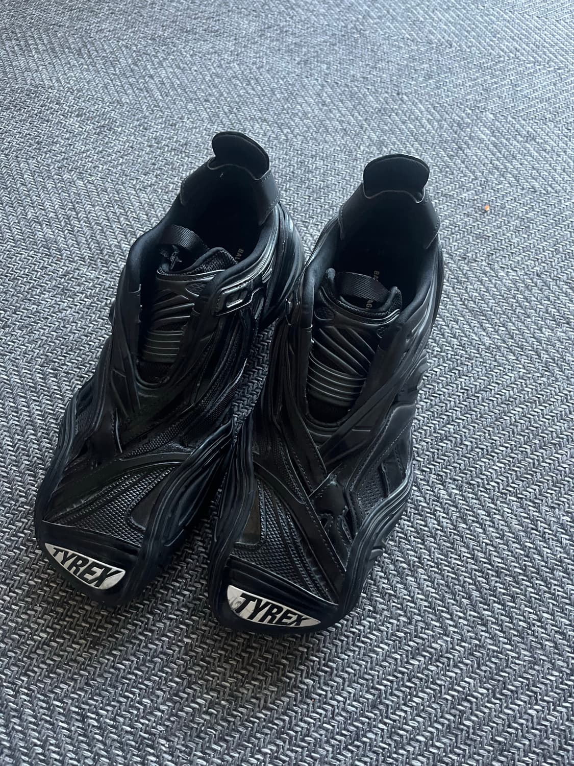 발렌시아가 타이렉스 41 단품 상품이미지1