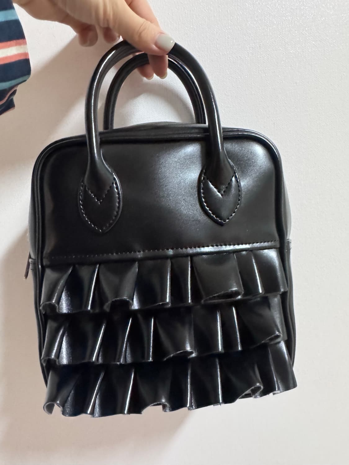 꼼데 가르송 걸 프릴 블랙백 상품이미지1