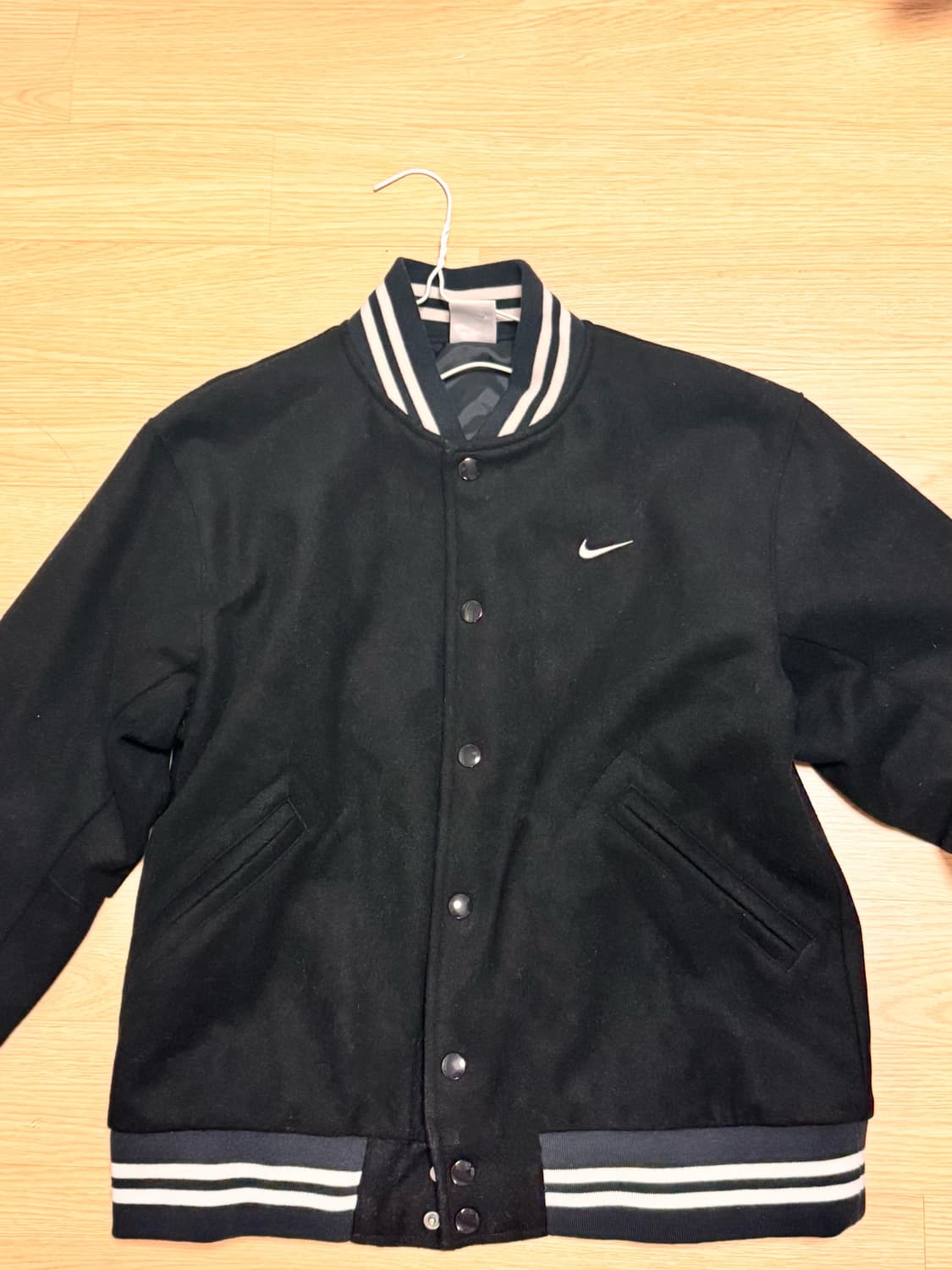 나이키 바시티 자켓 상품이미지1