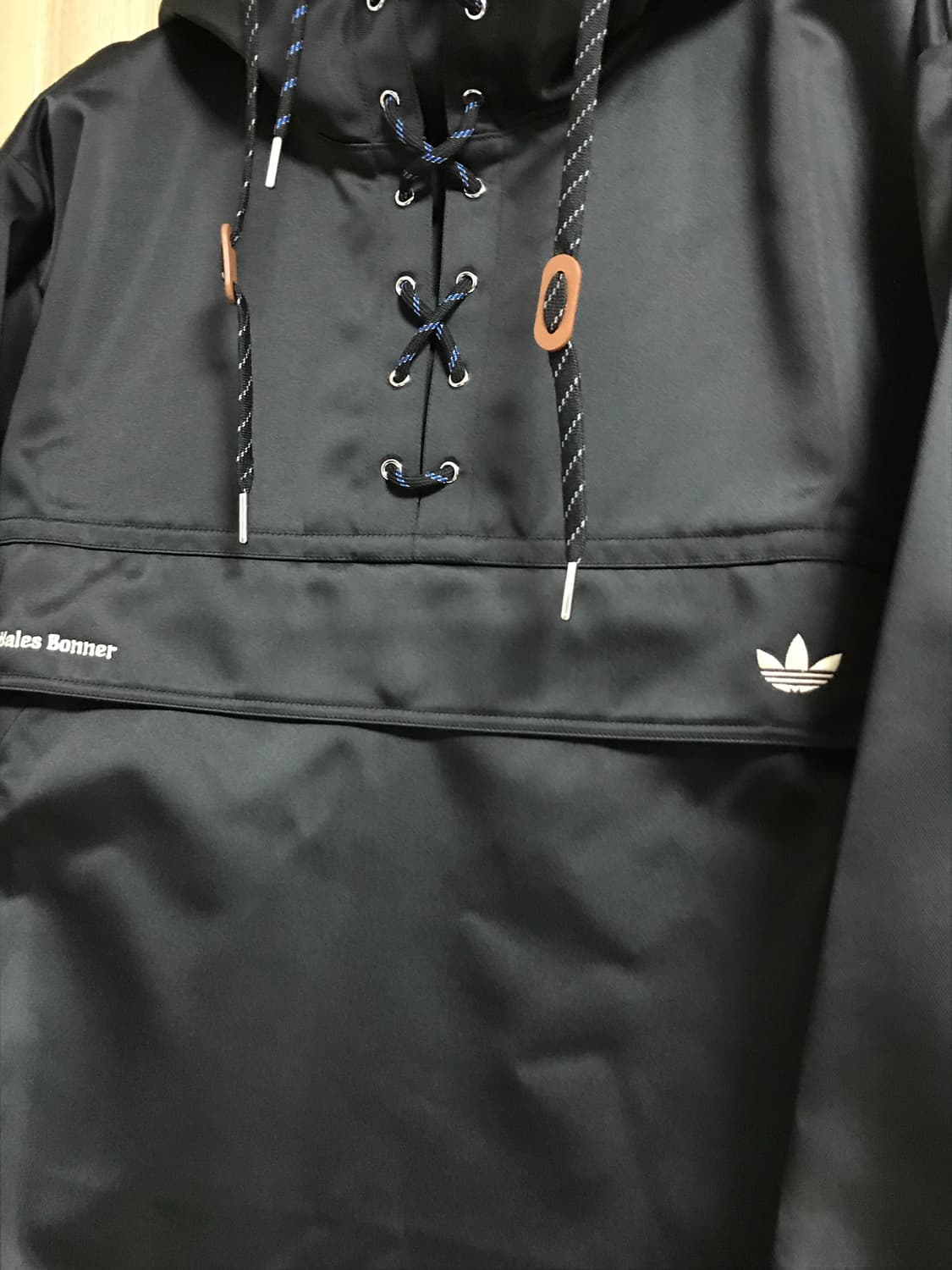 아디다스 x 웨일즈 보너 후드 아노락 재킷 블랙 상품이미지1