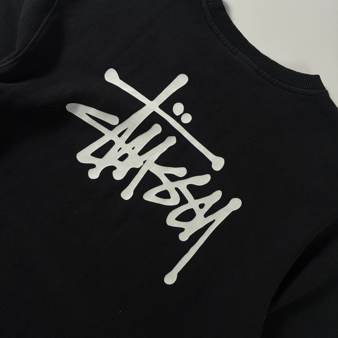 Stussy  스투시 베이직 빅로고 블랙 맨투맨  상품이미지2