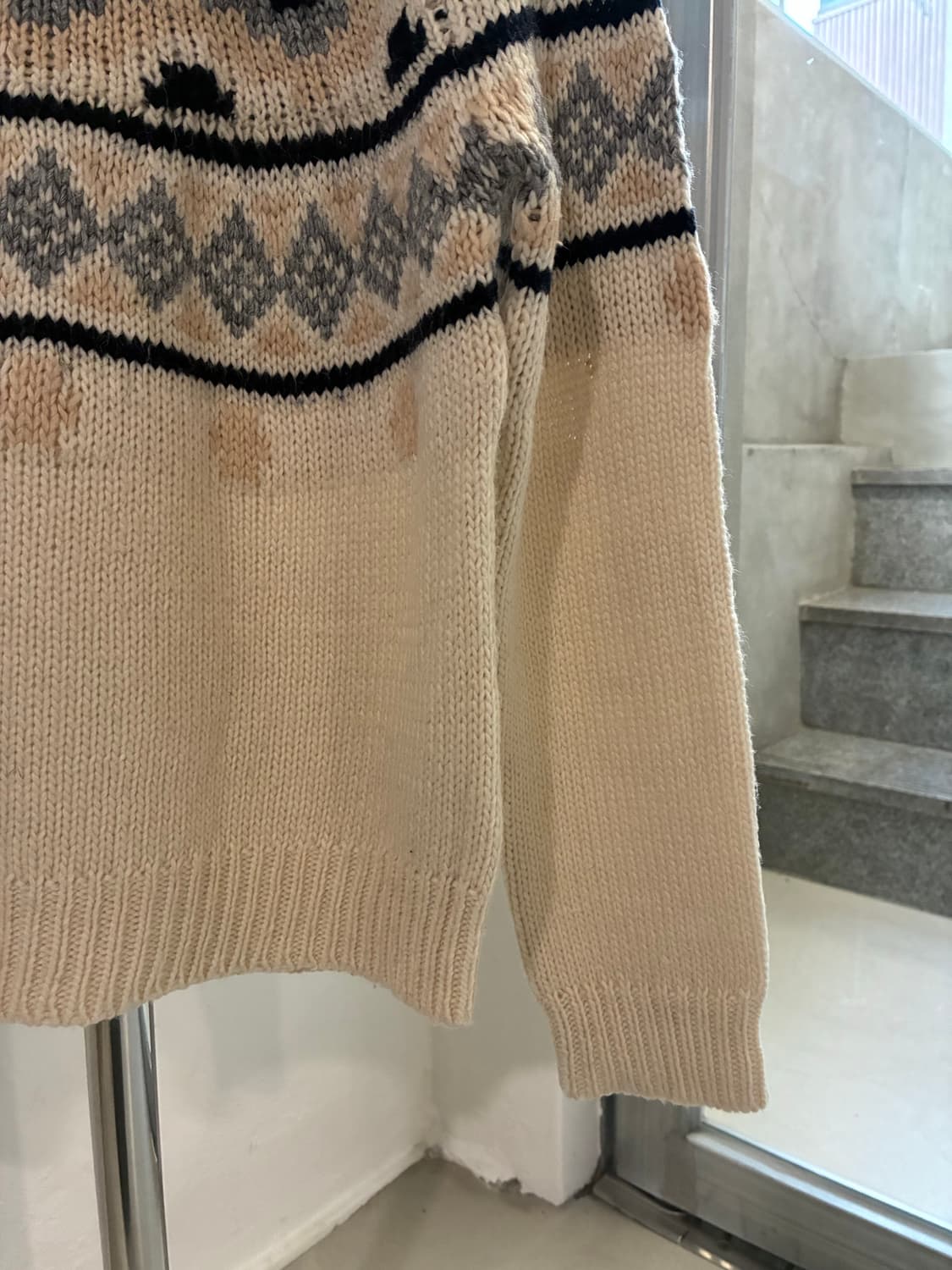 빔즈 하트 아가일 니트 상품이미지3