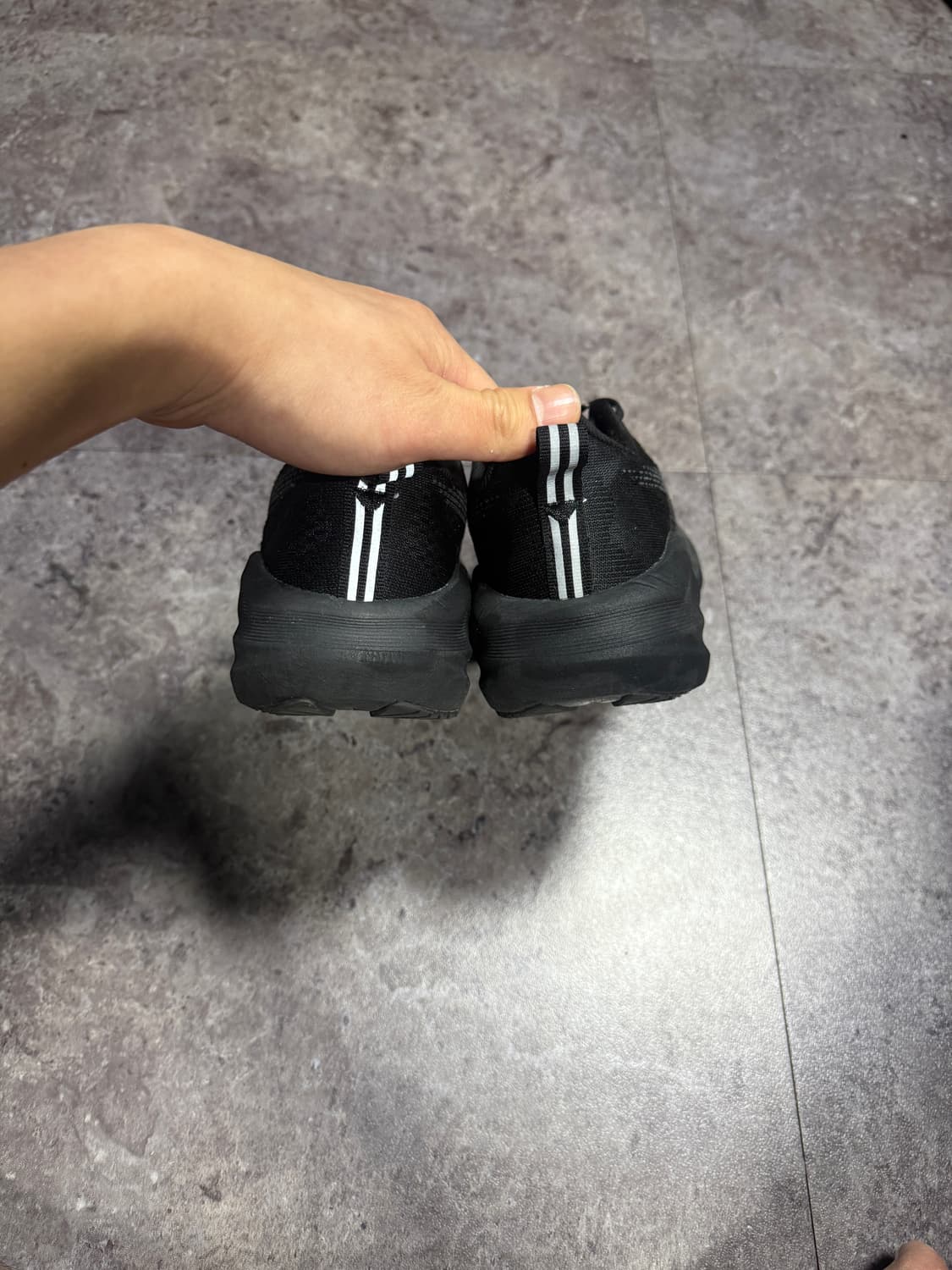 아식스 노바블라스트 240 상품이미지3