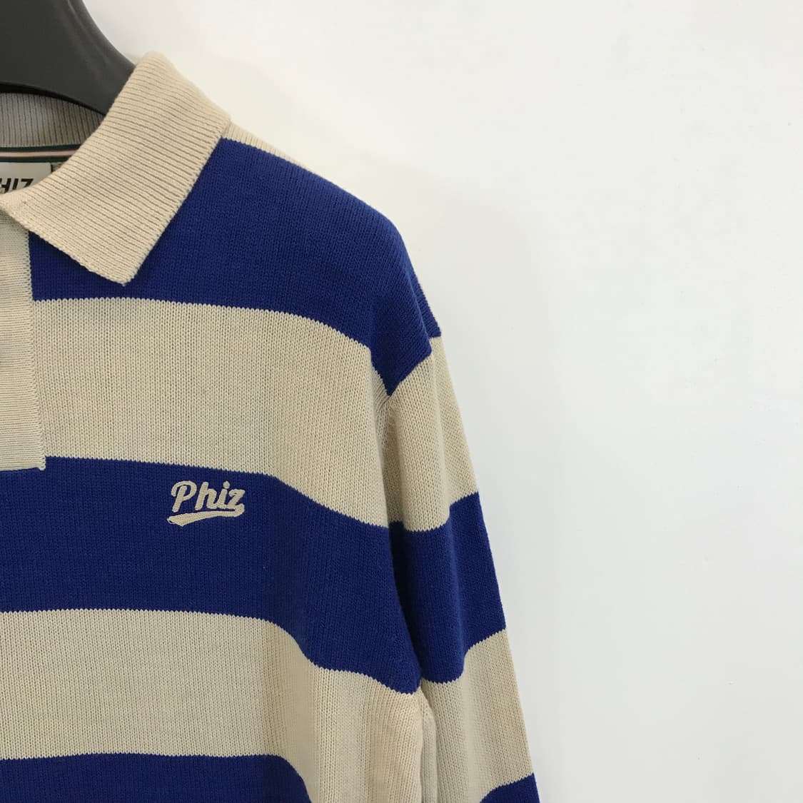 헤지스 피즈 PHIZ 카라넥니트 [M사이즈] 상품이미지2