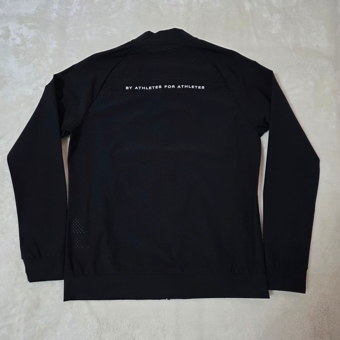 (100)다이나핏 펀칭 풀집업 자켓 봄여름  상품이미지3