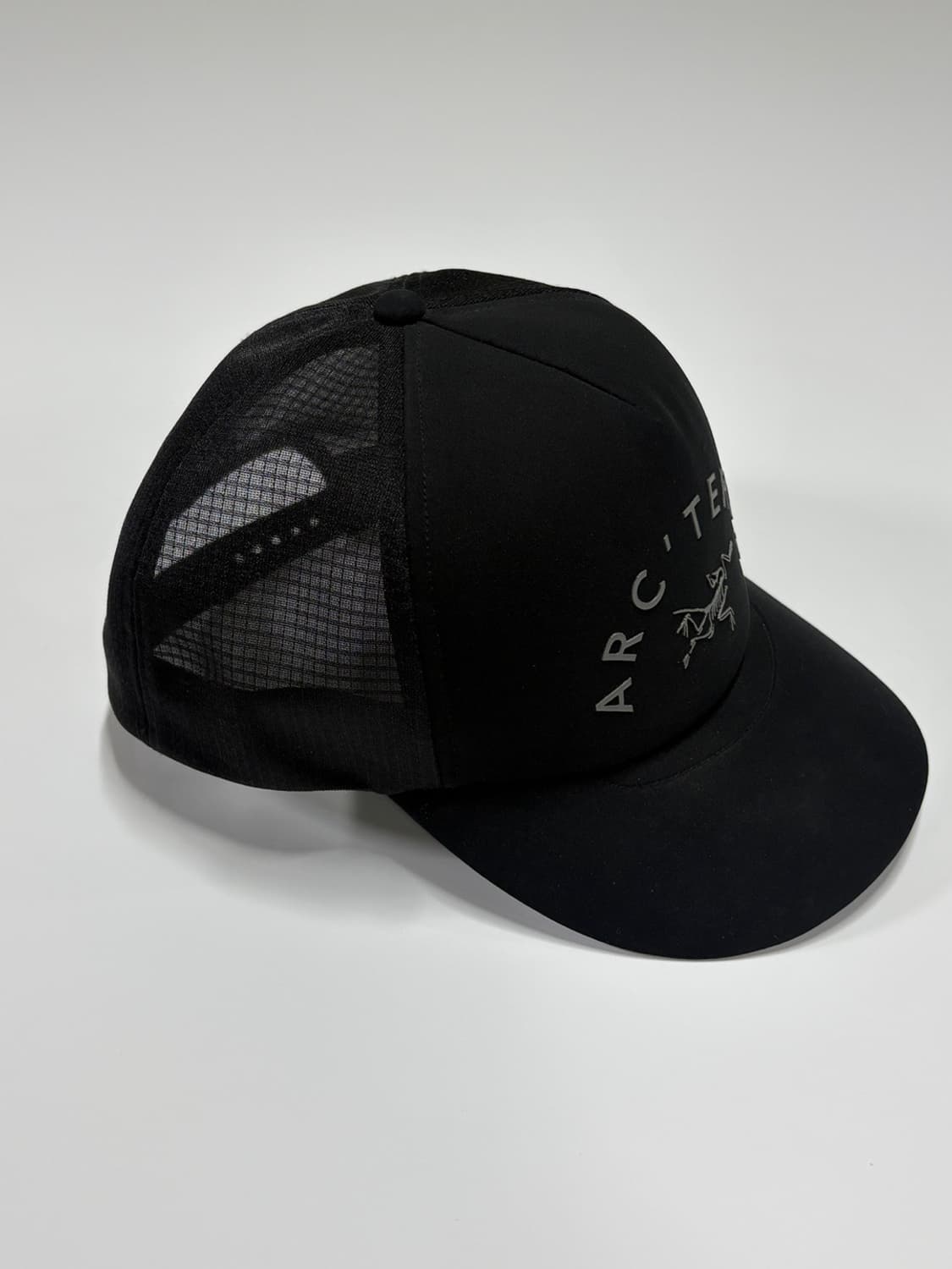 아크테릭스 (ARC’TERYX) 트러커 커브 캡 상품이미지4