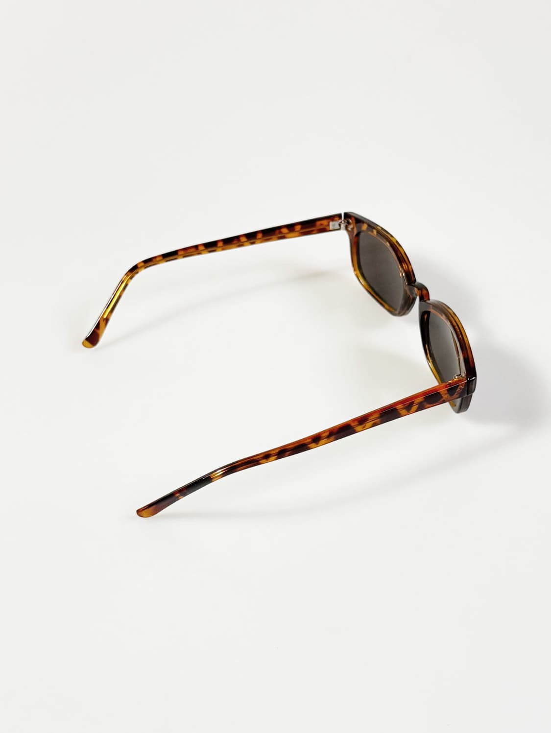 90s 토터스쉘 스퀘어 아세테이트 프레임 빈티지 선글라스 상품이미지4