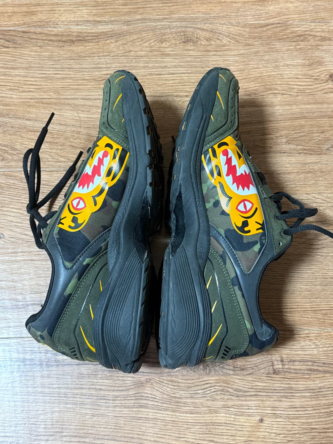 아식스 x 베이프 젤 1090 타이거 카모 상품이미지3