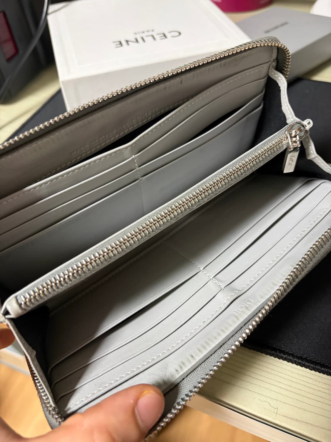 디올 지퍼 장시갑 디올 CD 다이아몬드 캔버스 그레이 상품이미지3