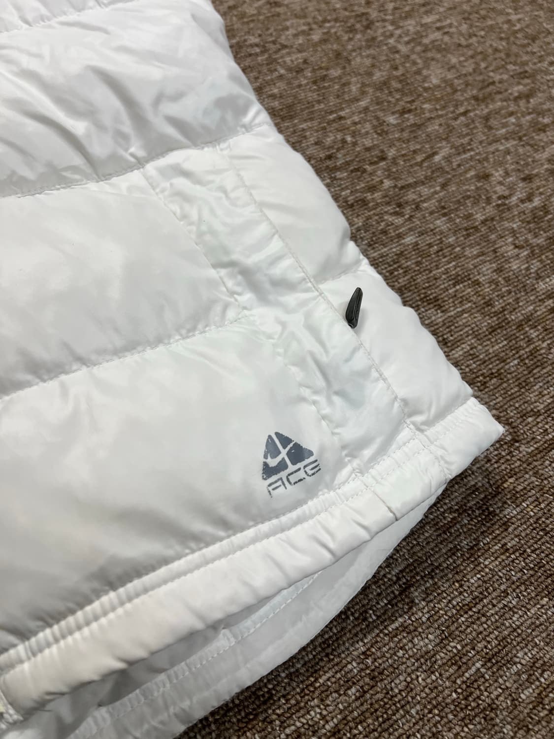 나이키 ACG 구스다운 패딩 조끼 S 상품이미지3