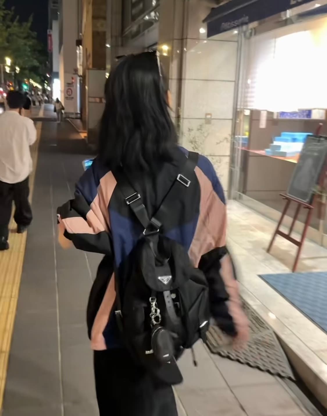 프라다 리나일론 미디움 백팩 블랙 새상품급 상품이미지3