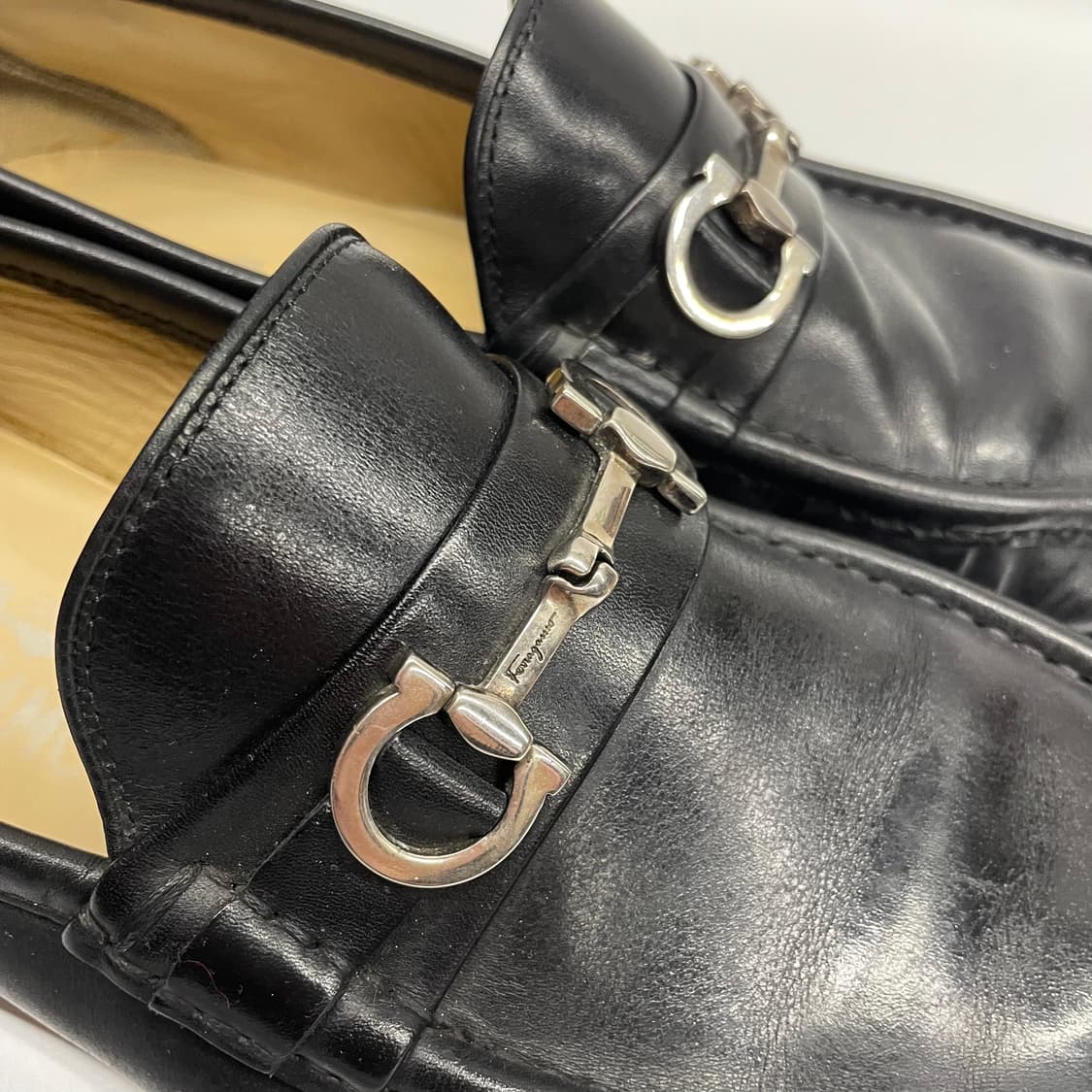 살바토레 페레가모 가죽 로퍼 상품이미지5