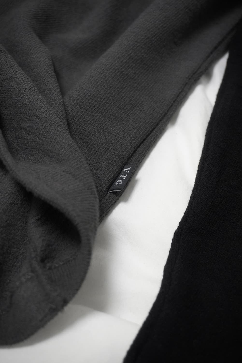 Hatchingroom Raglan Tee 상품이미지4