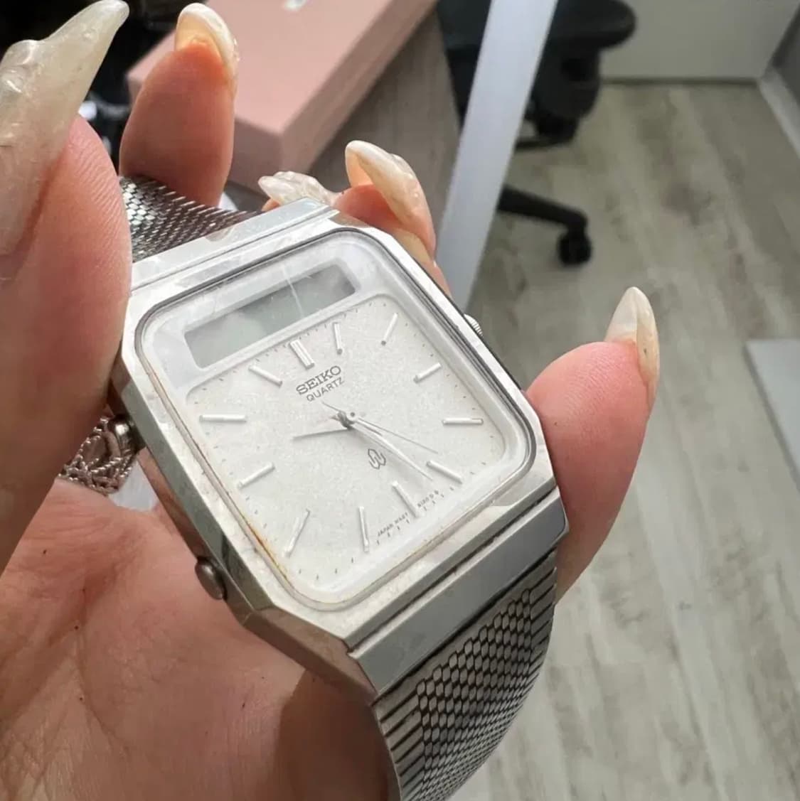 세이코 아나디지 시계 상품이미지2