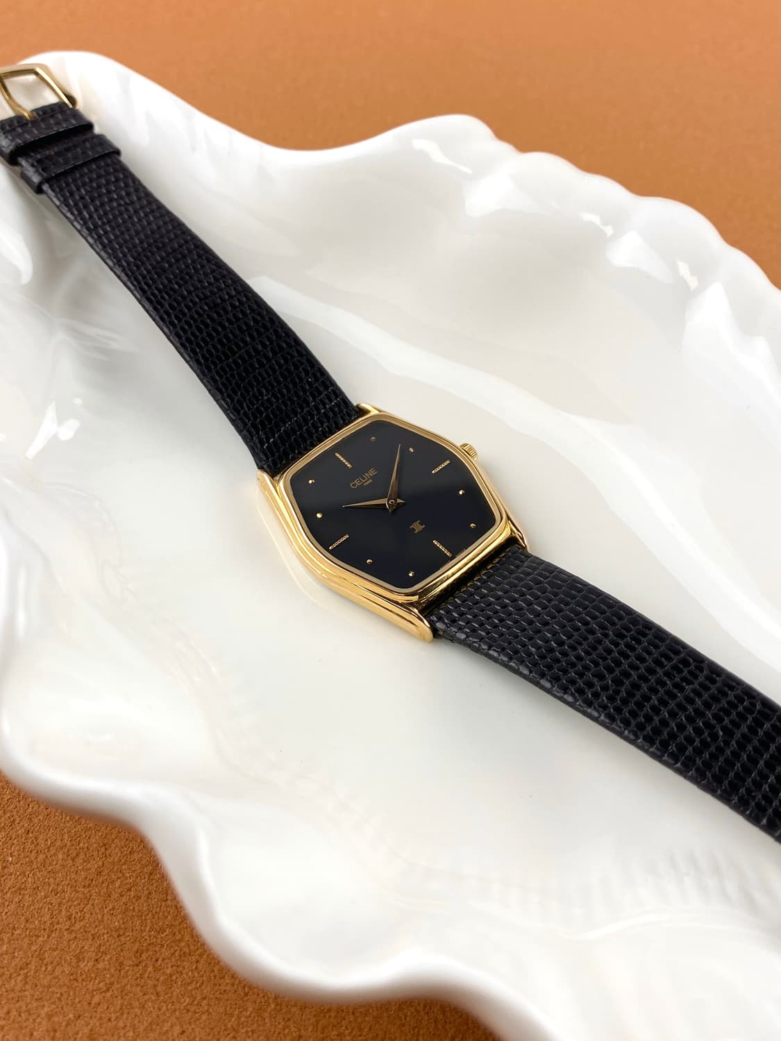 CELINE Hexagon Gold watch UNISEX 상품이미지2