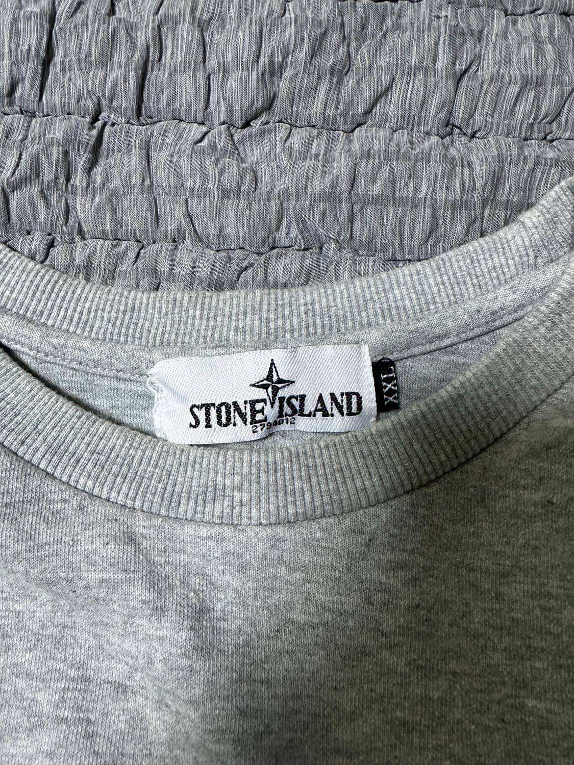 스톤아일랜드 맨투맨 회색 상품이미지4