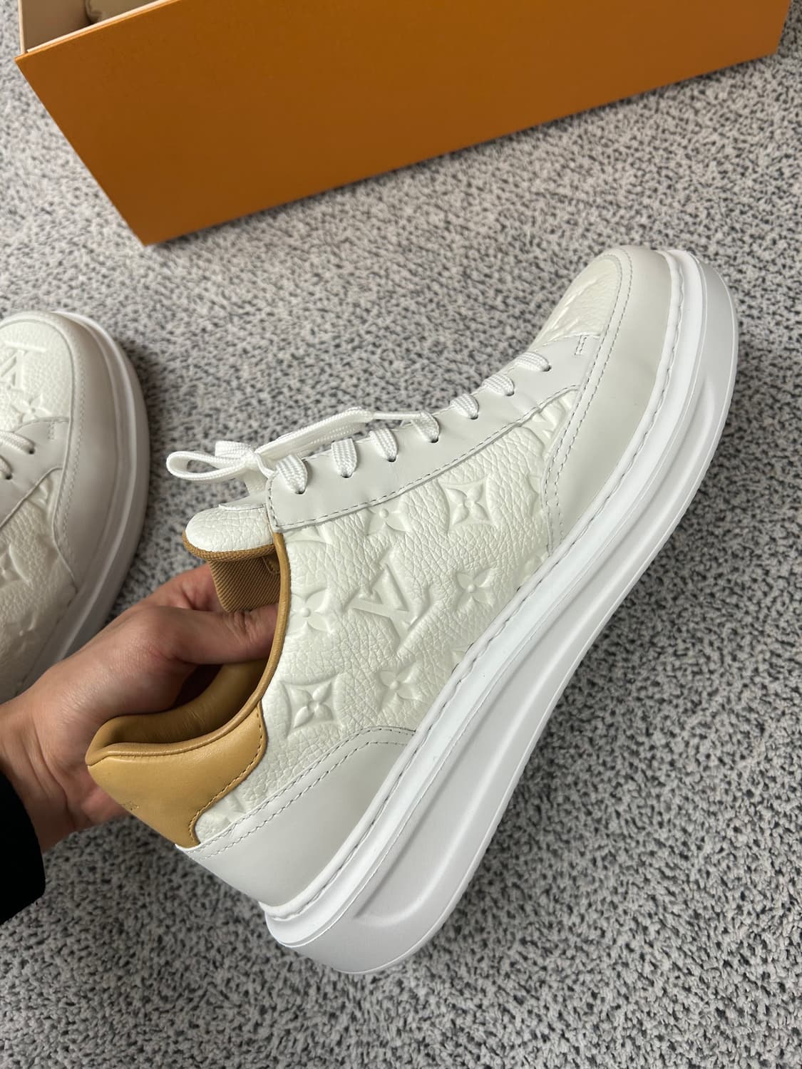 [새상품/270] 루이비통 비버리힐스 스니커즈  상품이미지3