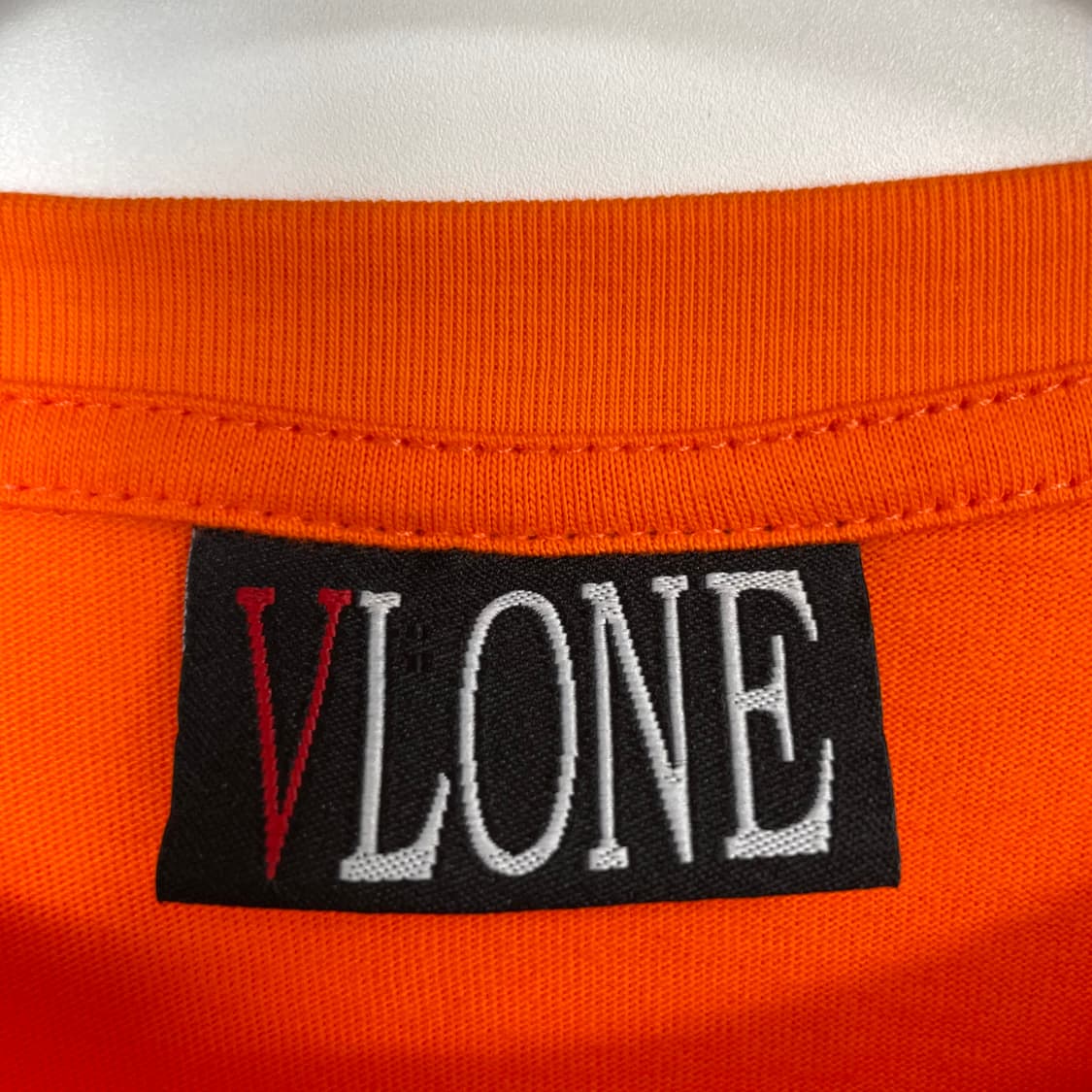 VLONE 브이론 롱슬리브 상품이미지3