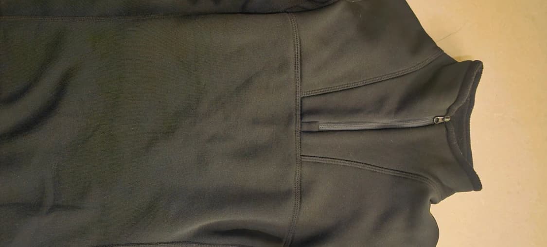 아크테릭스 슬림핏 반집업 (딱붙핏) 상품이미지3